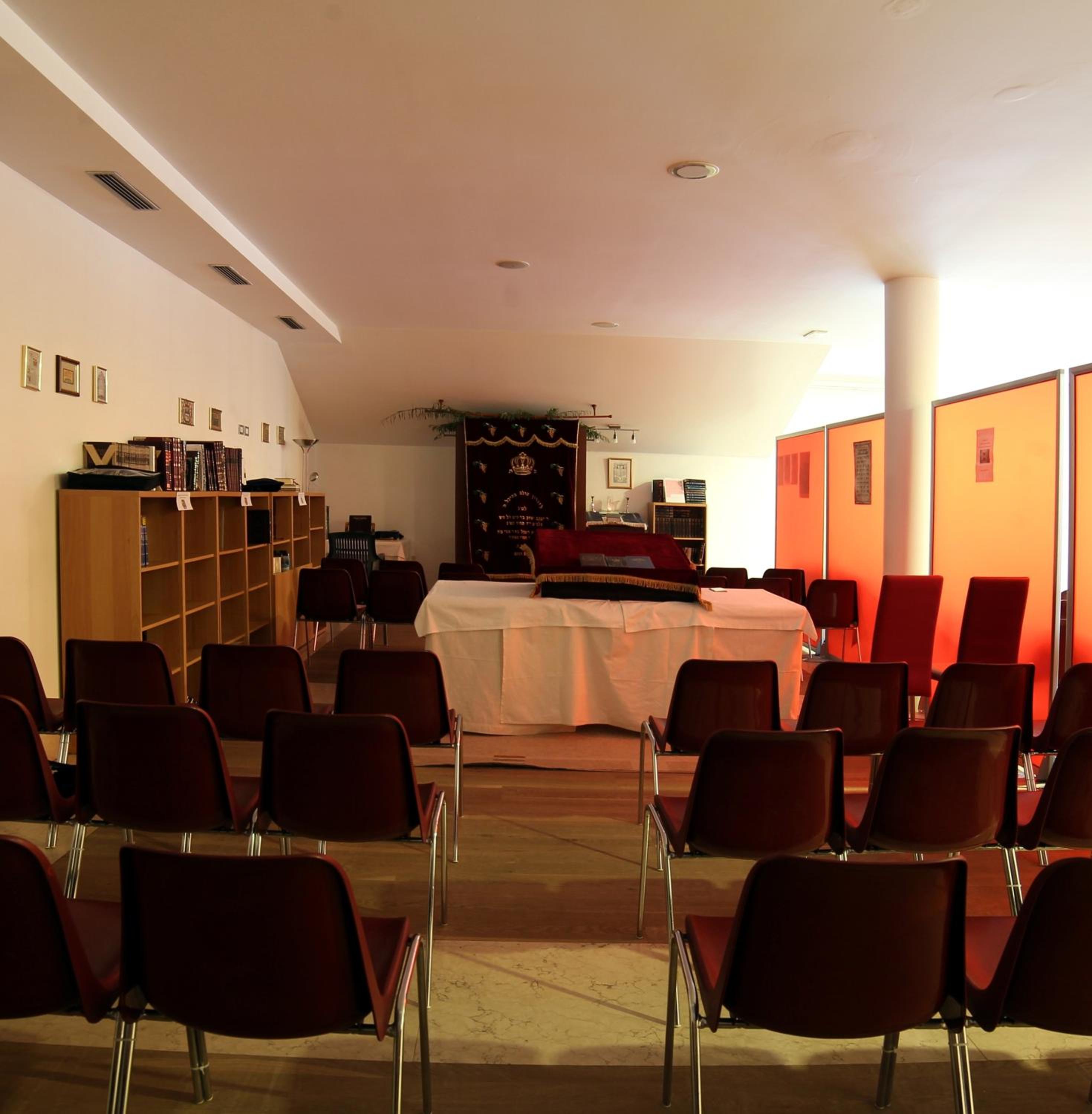 Photo 34