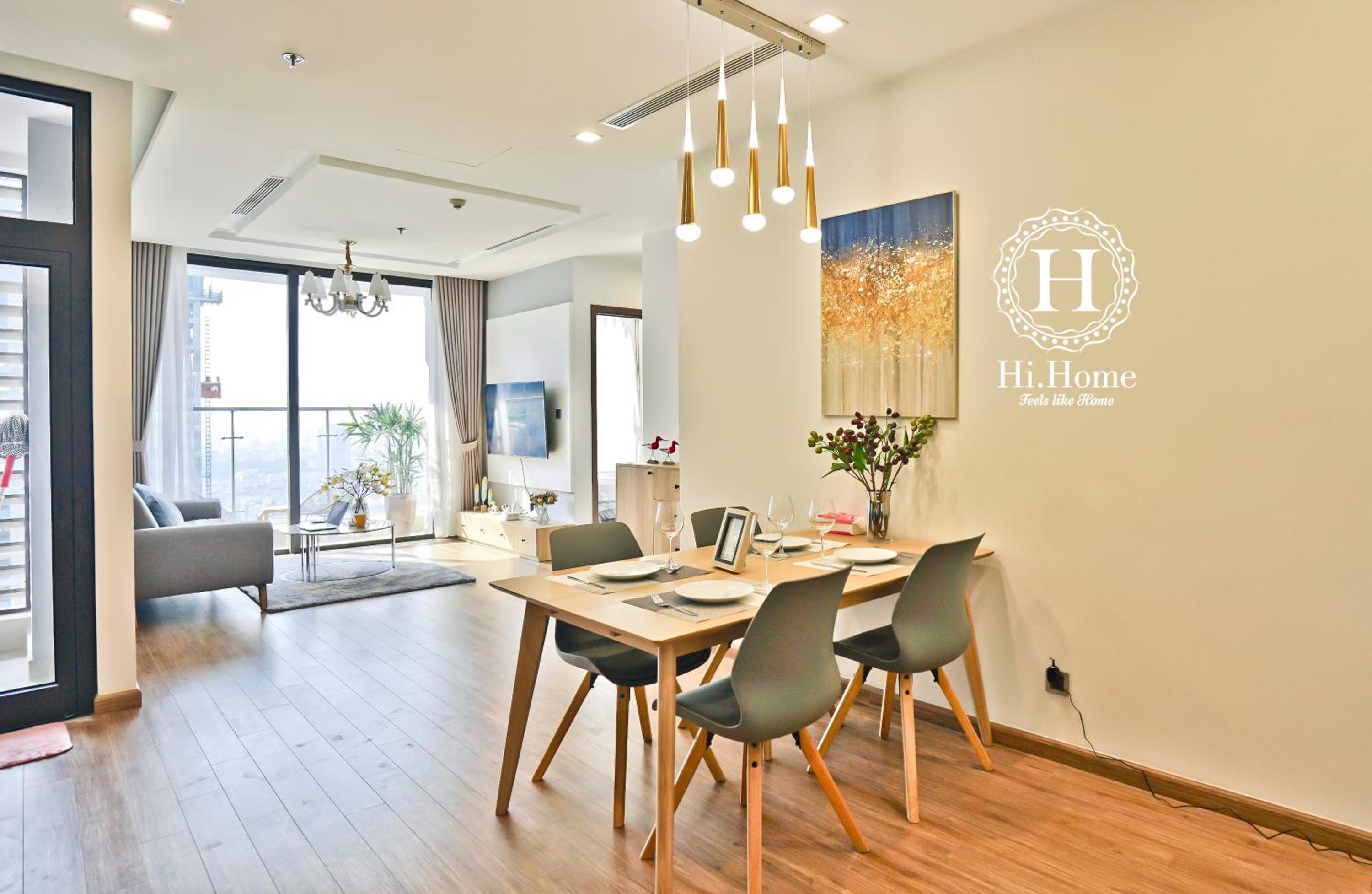 Hi-Home Suites - Vinhomes Metropolis