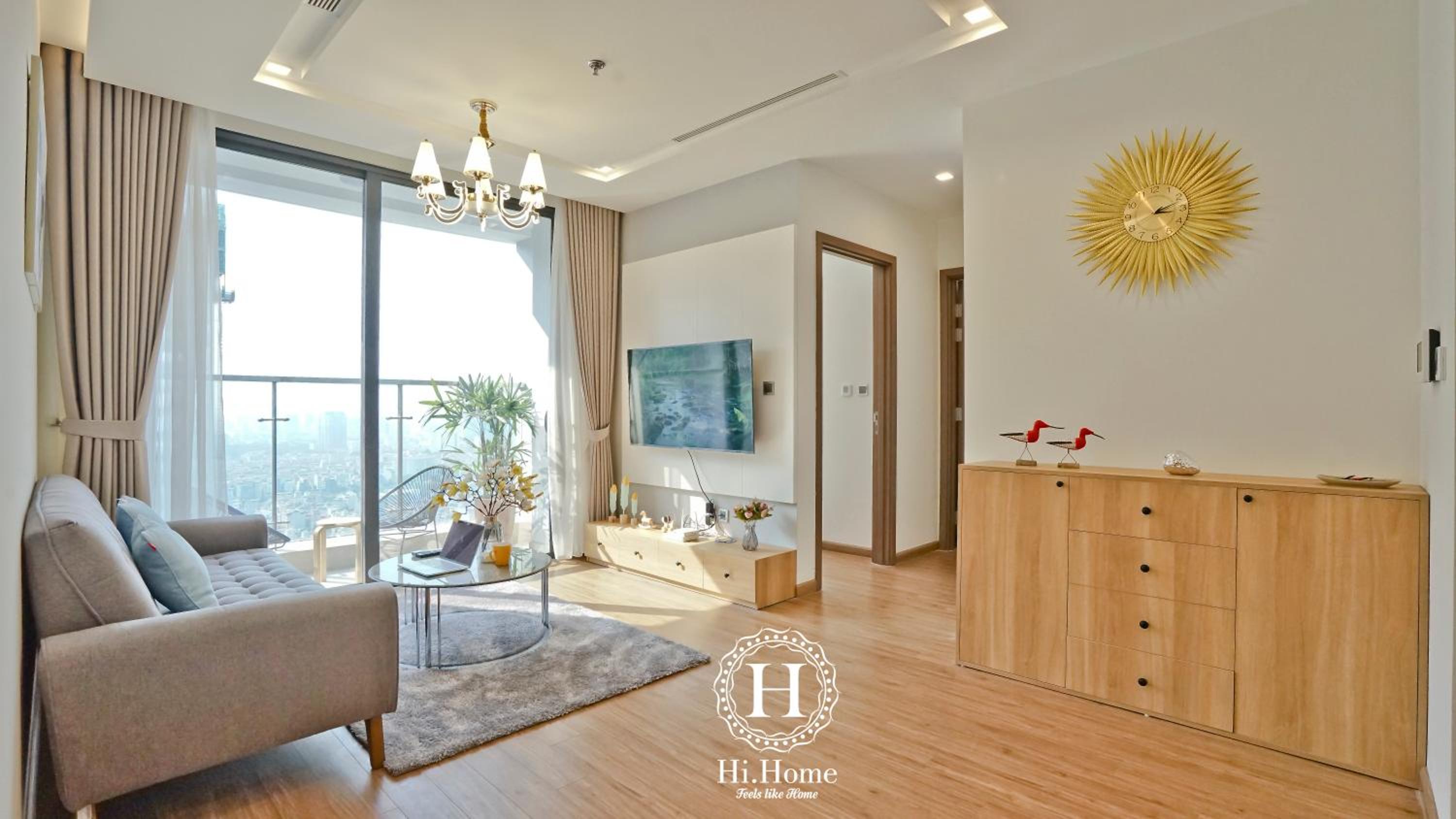 Hi-Home Suites - Vinhomes Metropolis
