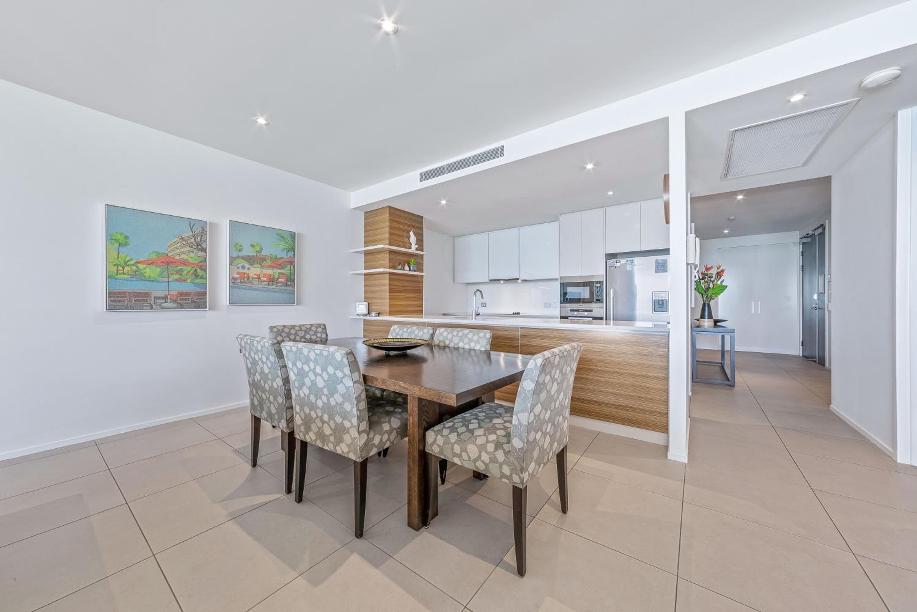 Executive on Whisper Bay - Cannonvale