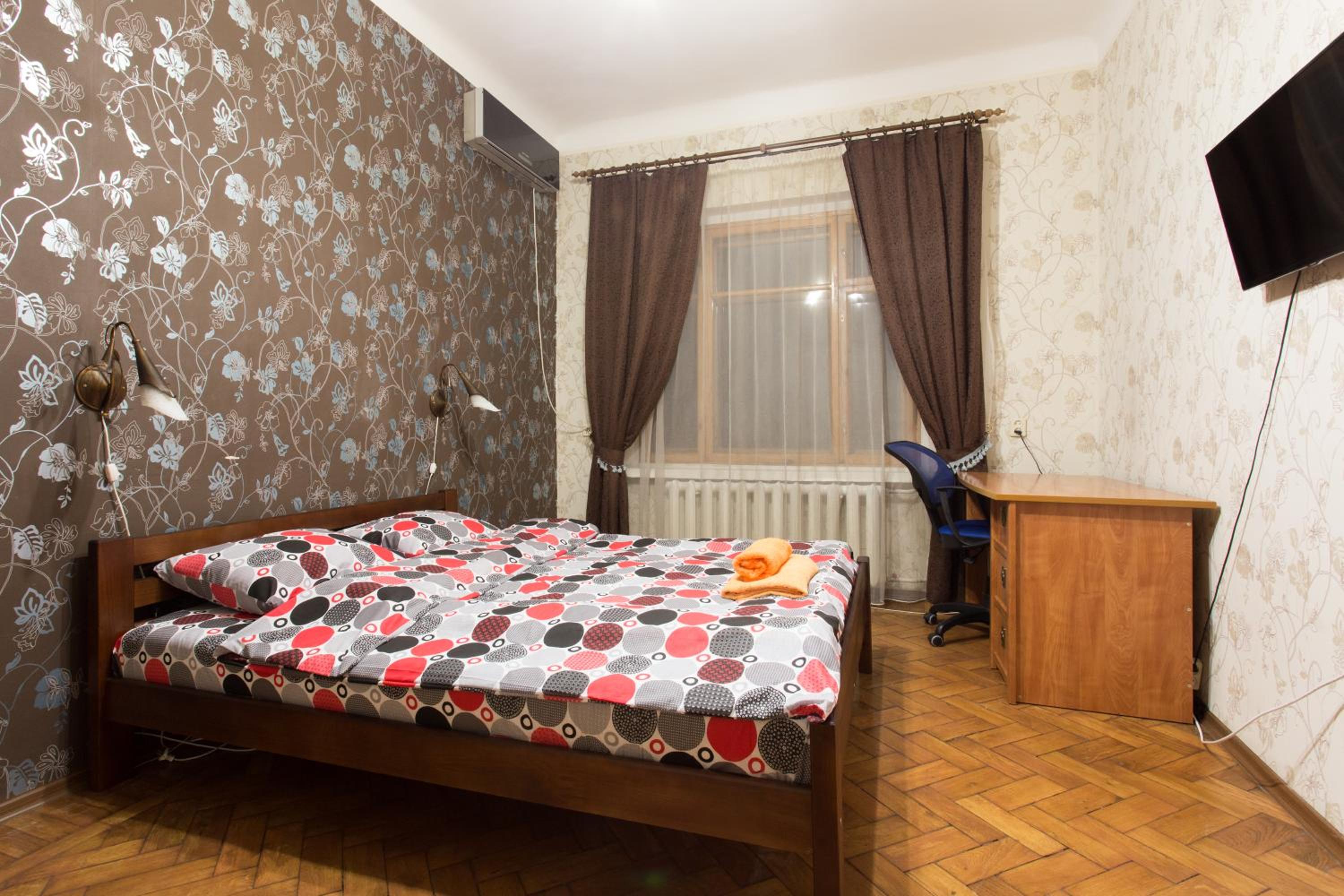 Photo 33