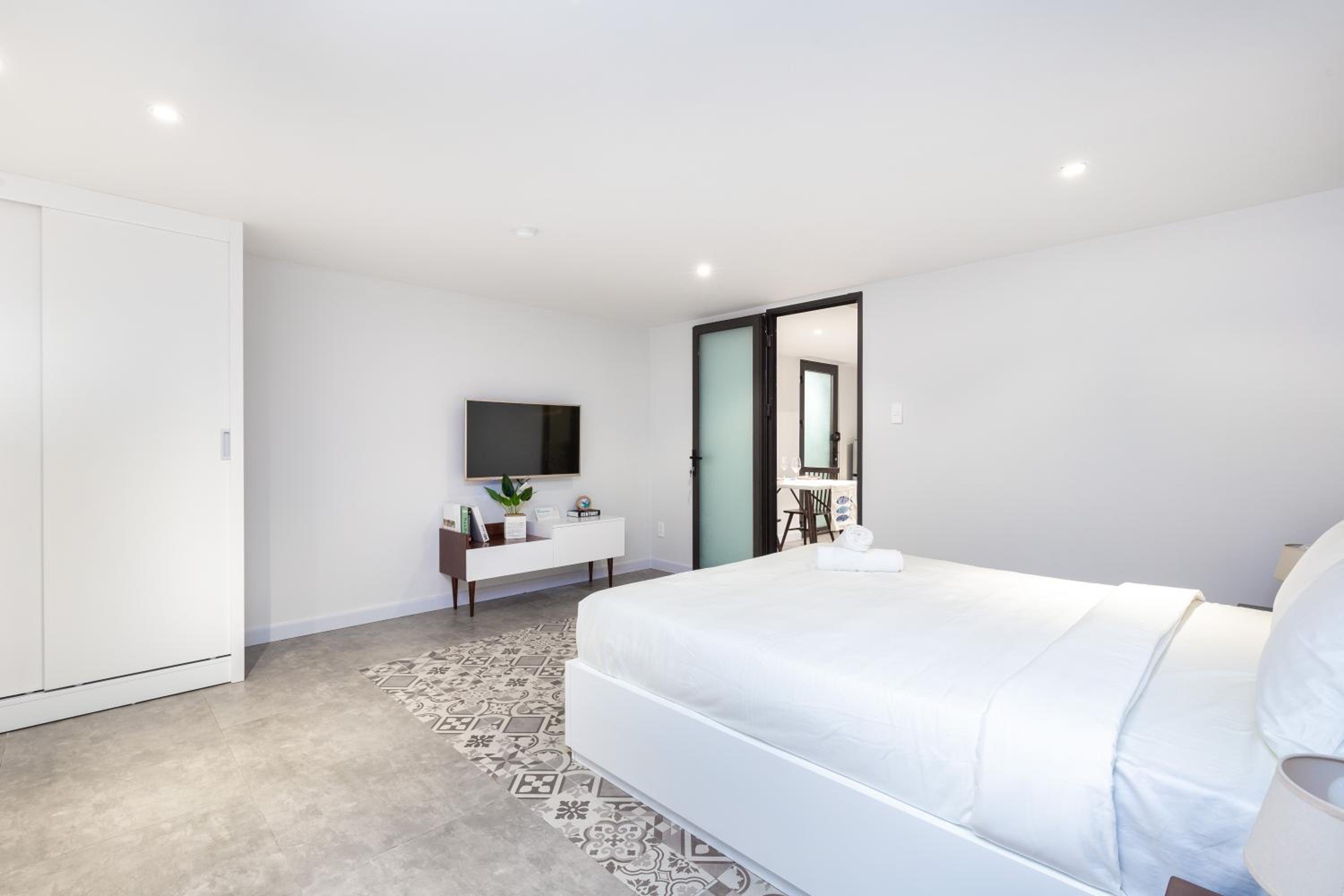 Cozrum Homes - Premier Residence