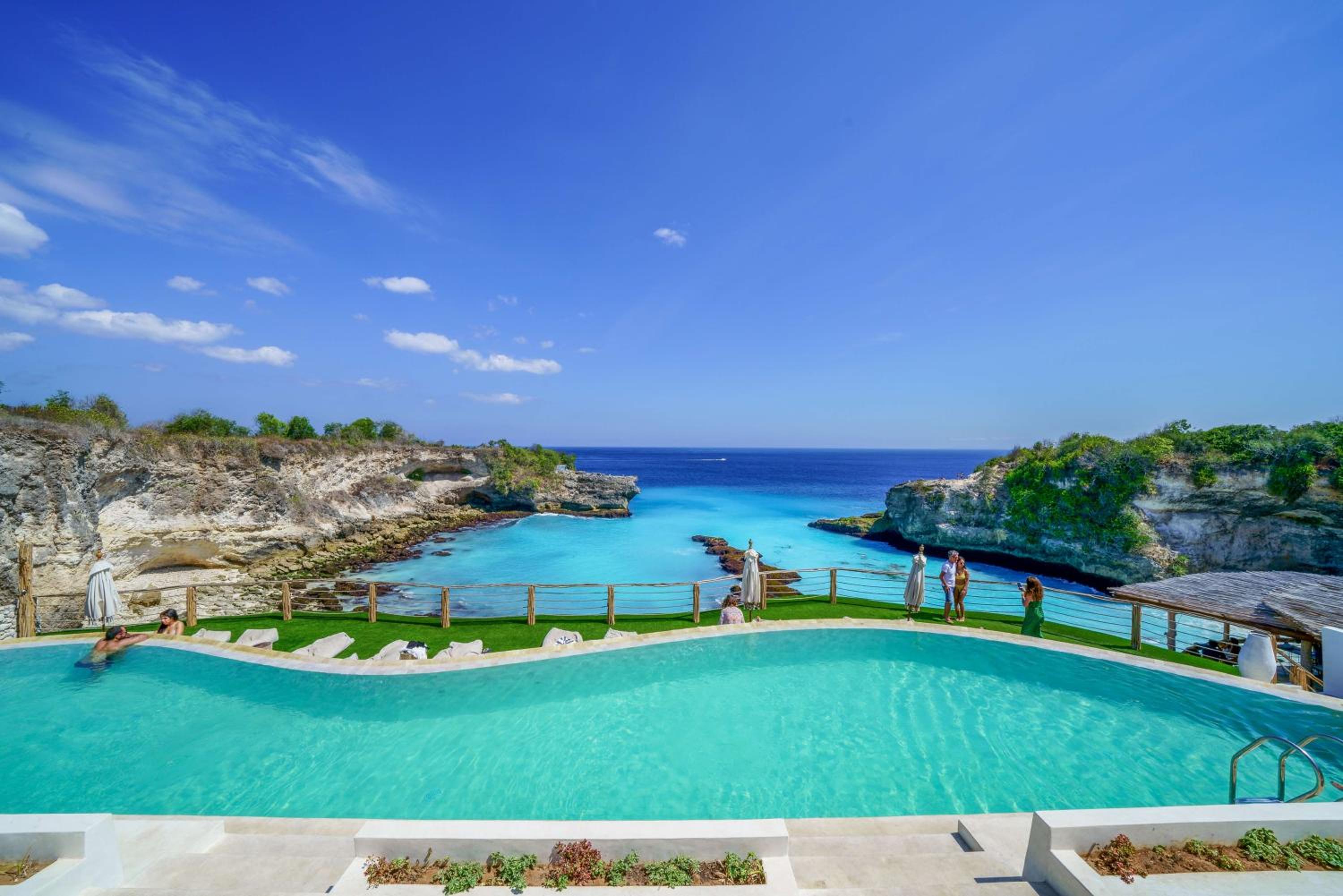 Ora Resort Avia Blue Lagoon