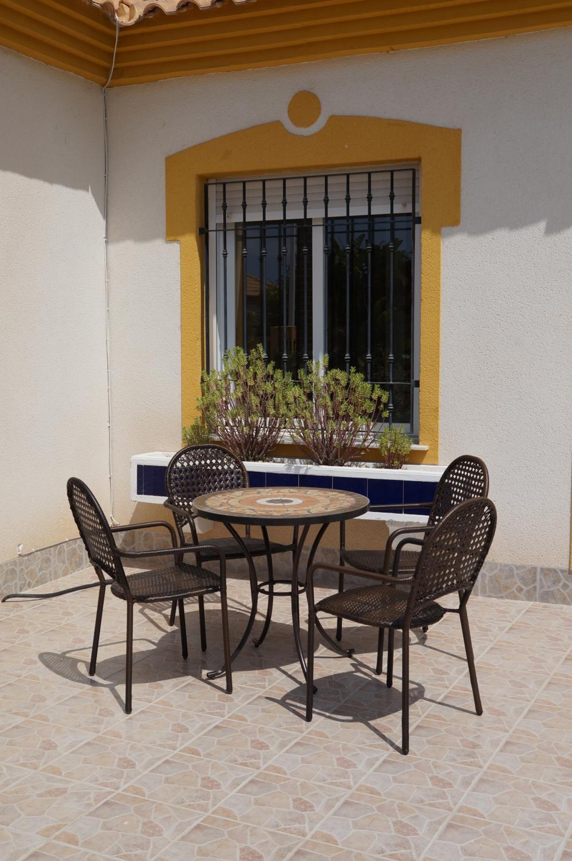 Villa Ensueño with private pool and large garden