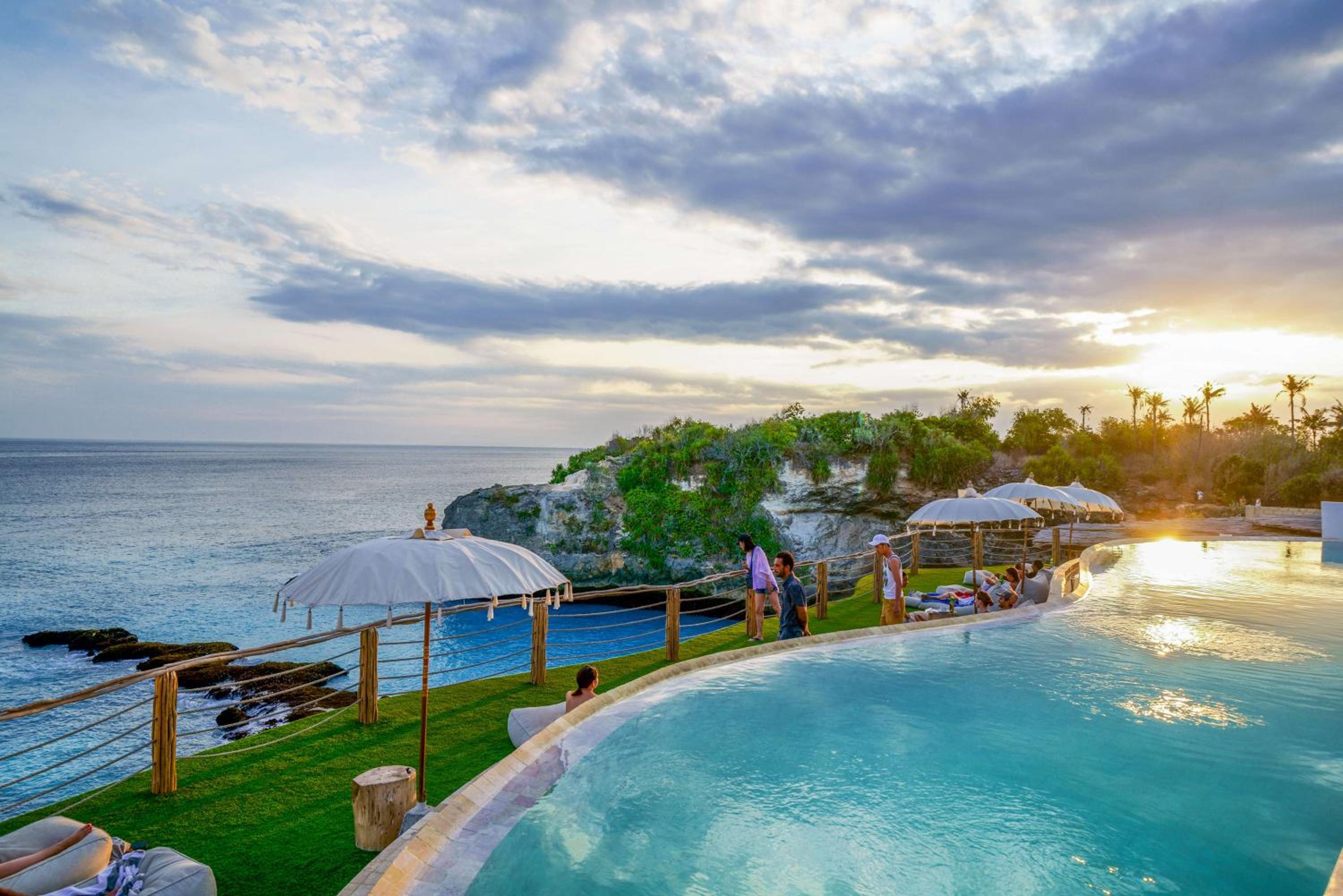 Ora Resort Avia Blue Lagoon