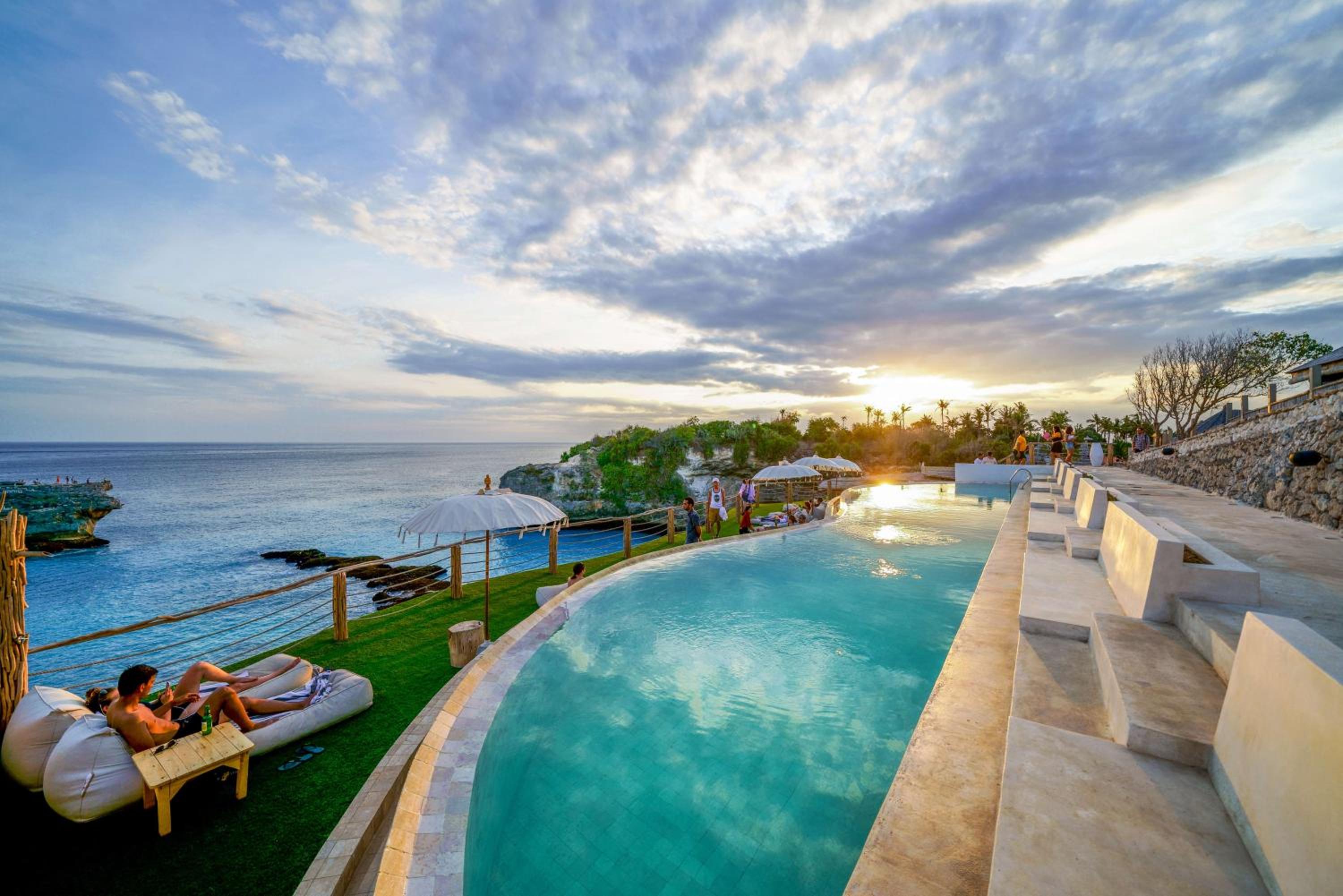 Ora Resort Avia Blue Lagoon