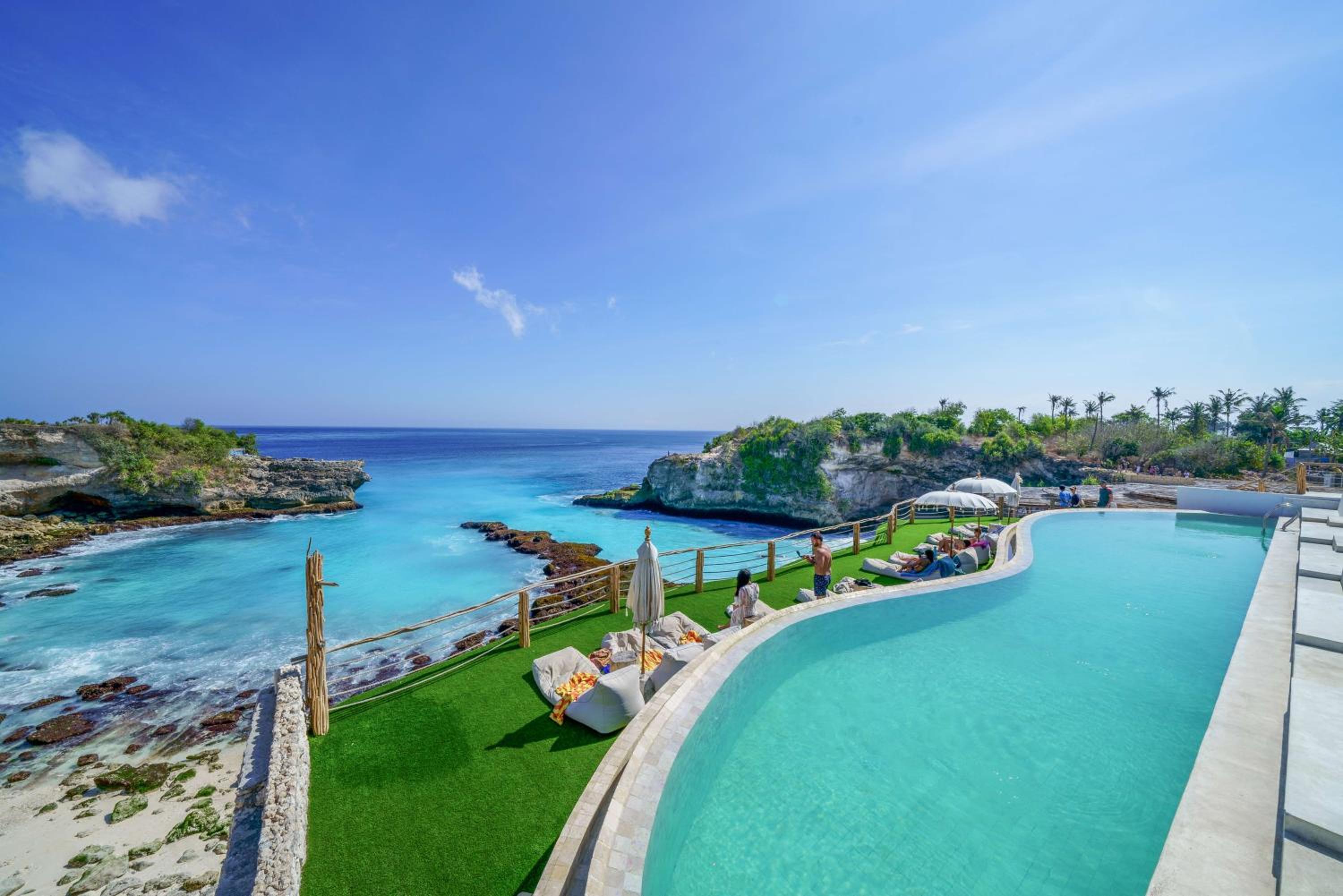 Ora Resort Avia Blue Lagoon