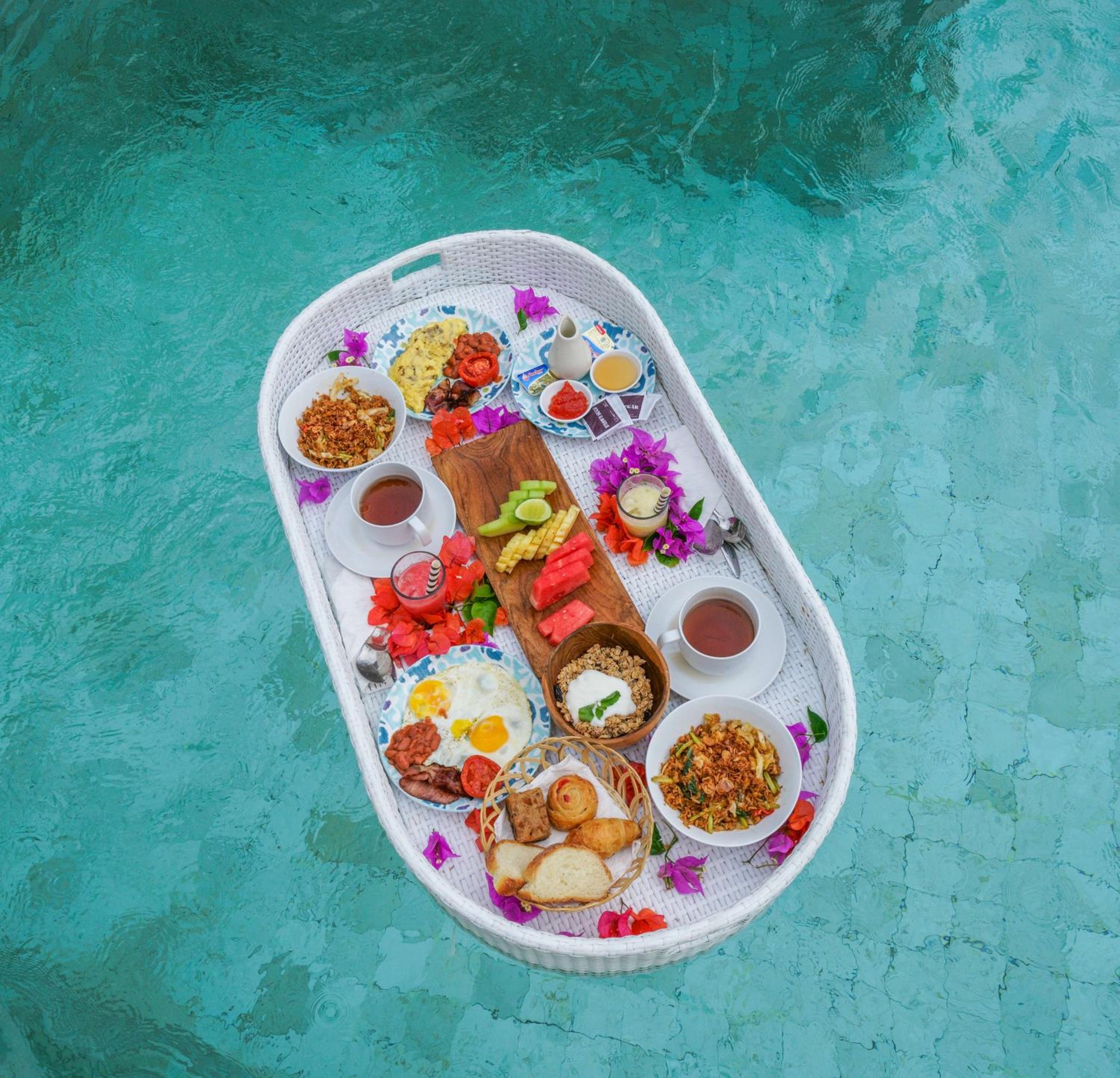 Ora Resort Avia Blue Lagoon