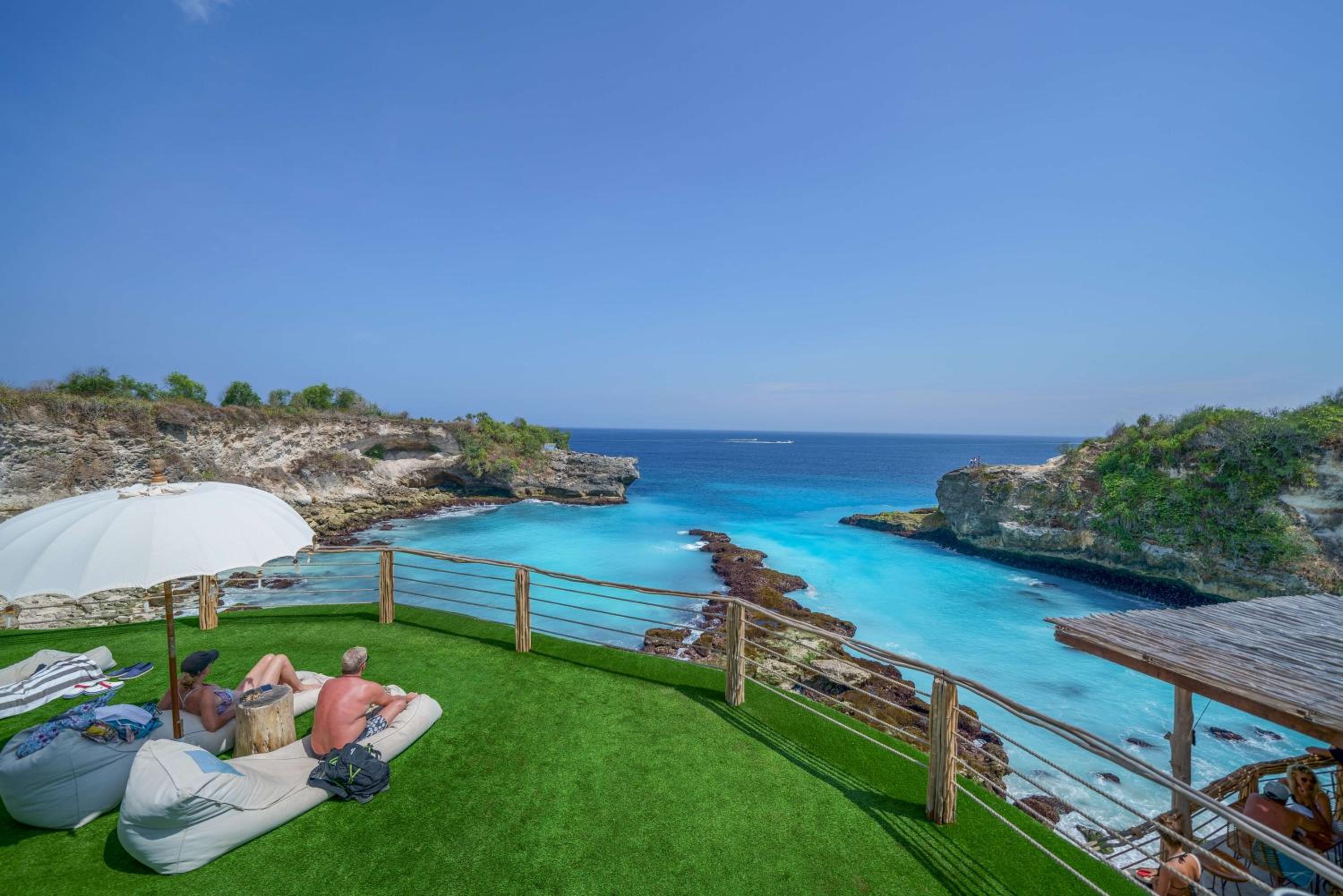 Ora Resort Avia Blue Lagoon