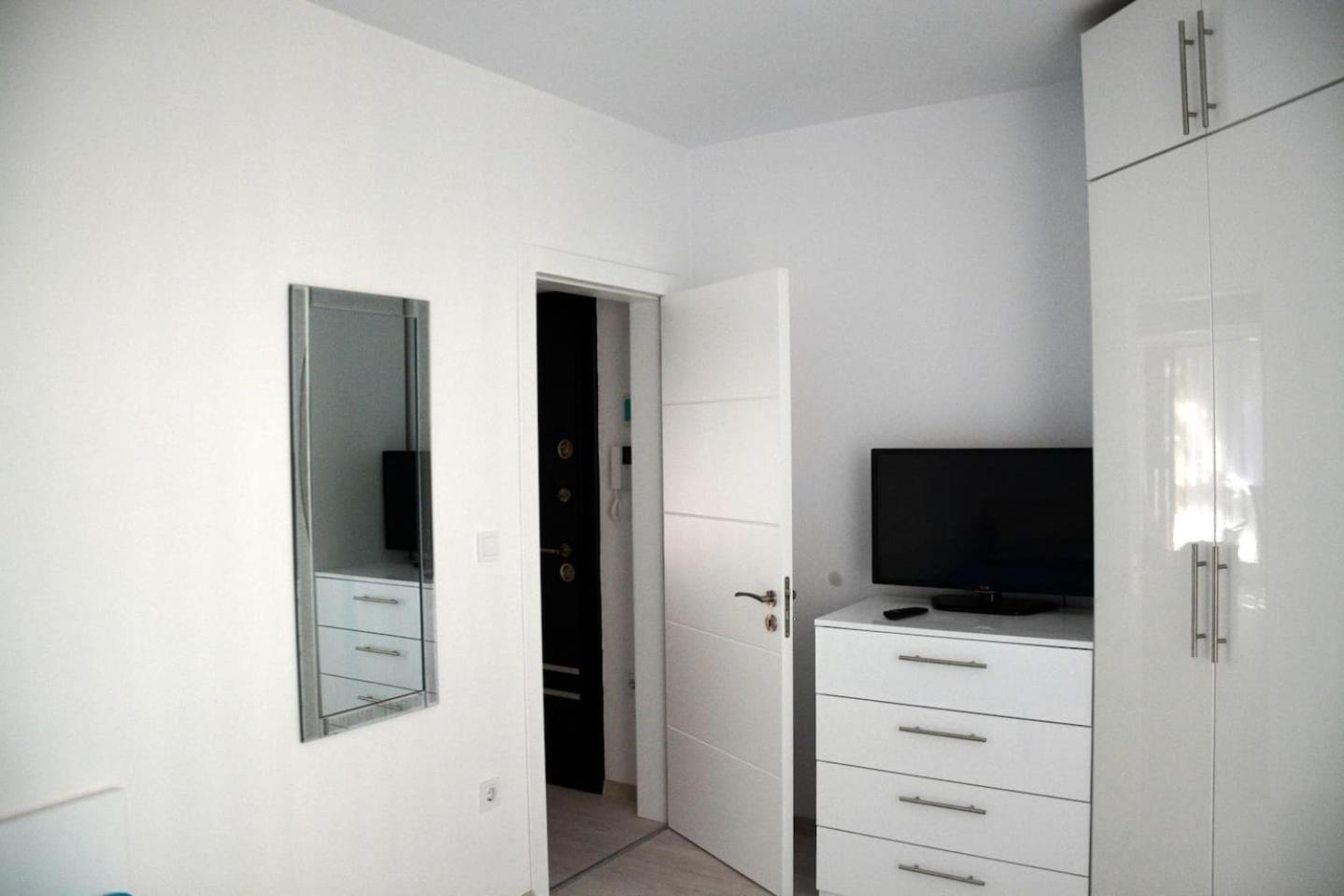 Unbeatable Location - New Lux Apartment Varna beach by Flat Mаnager