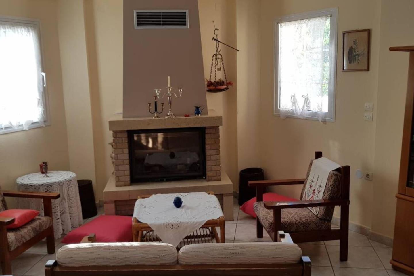 Koulas House in Diava view 4