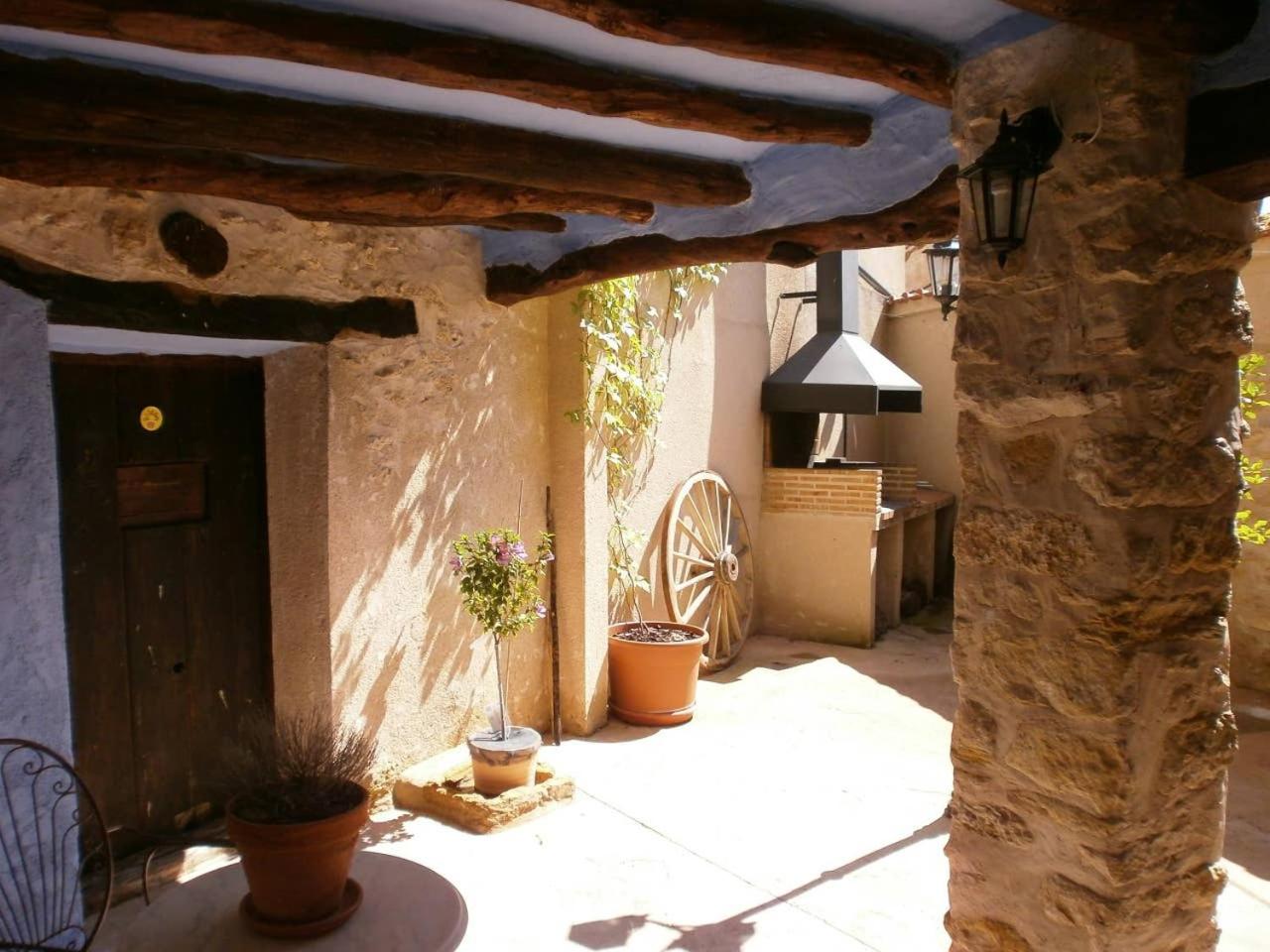 Photo 6