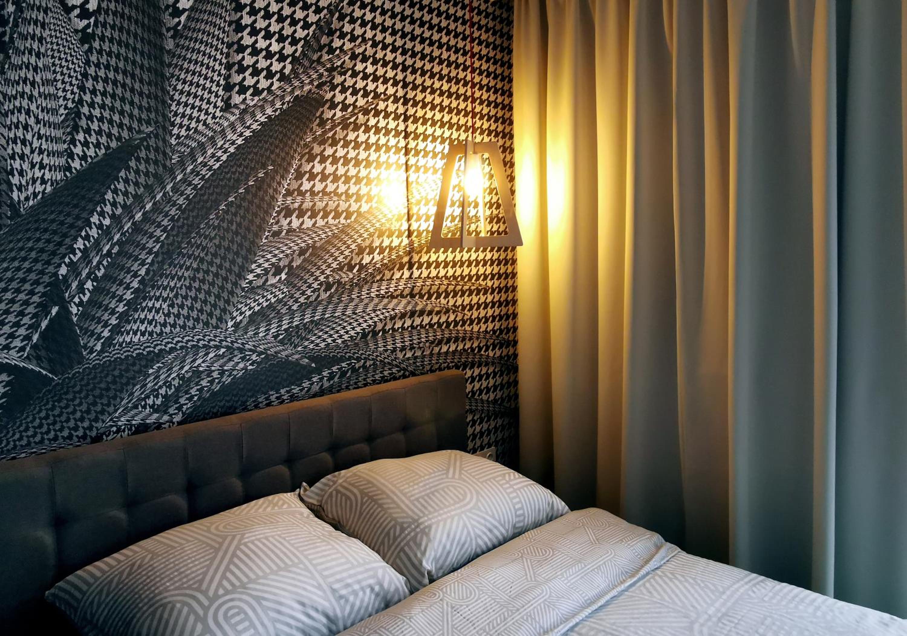 Come&Stay apartments Wola - Image 5