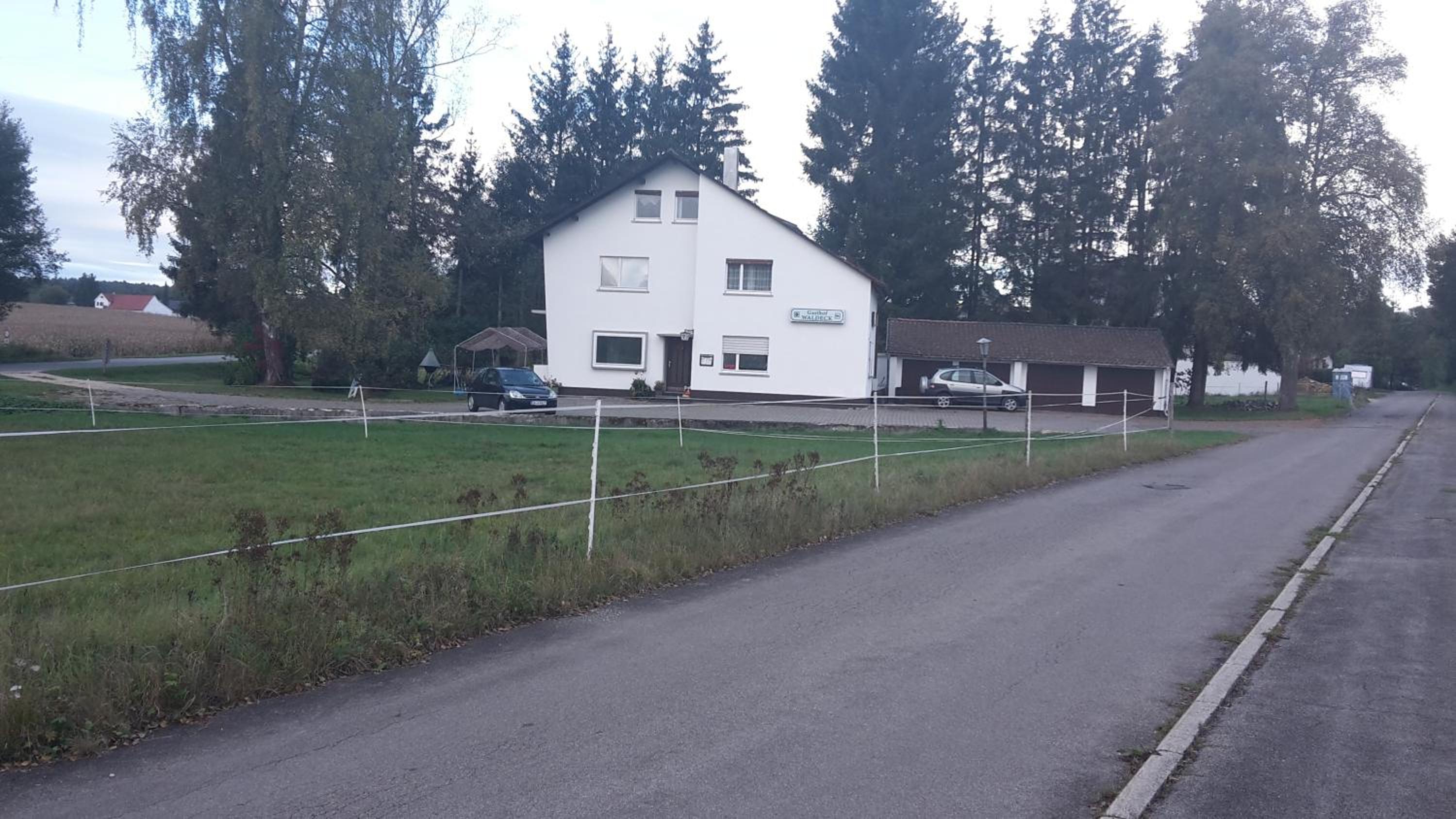 Photo 8
