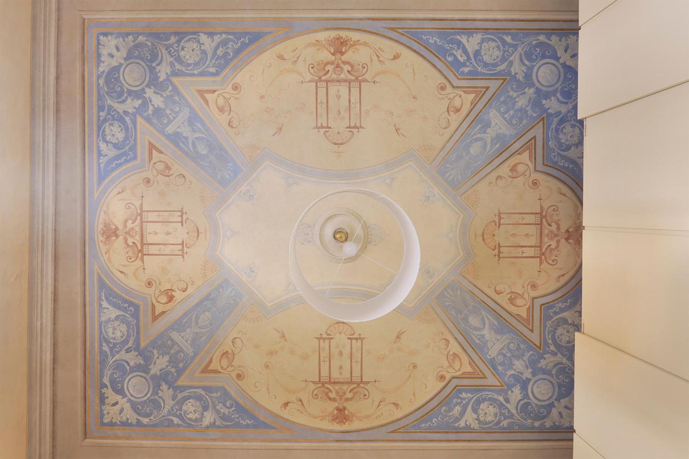 LUXURY suite with amazing Terrace in Florence-hosted by Sweetstay