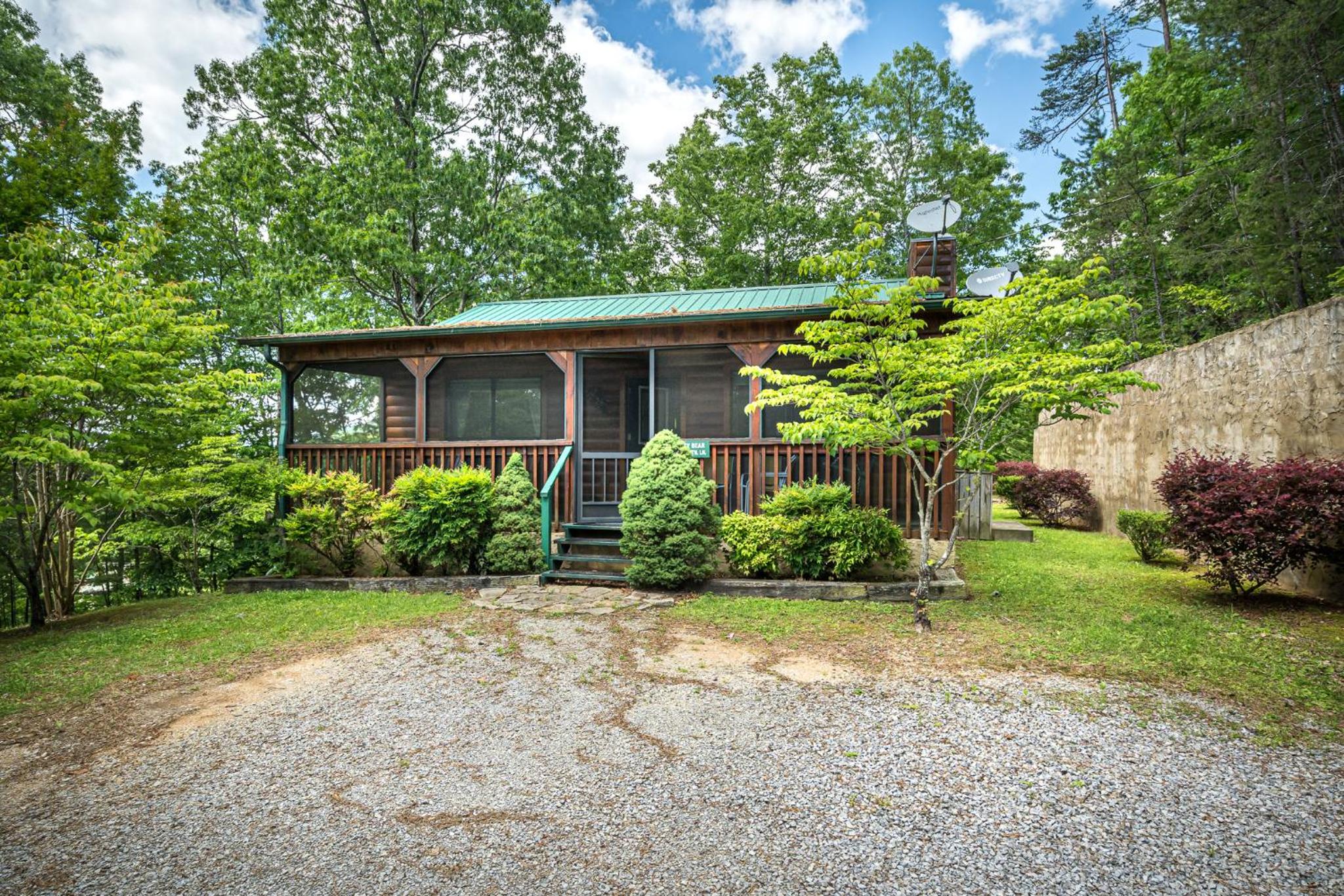 Hotel Naughty Bear - Image 1