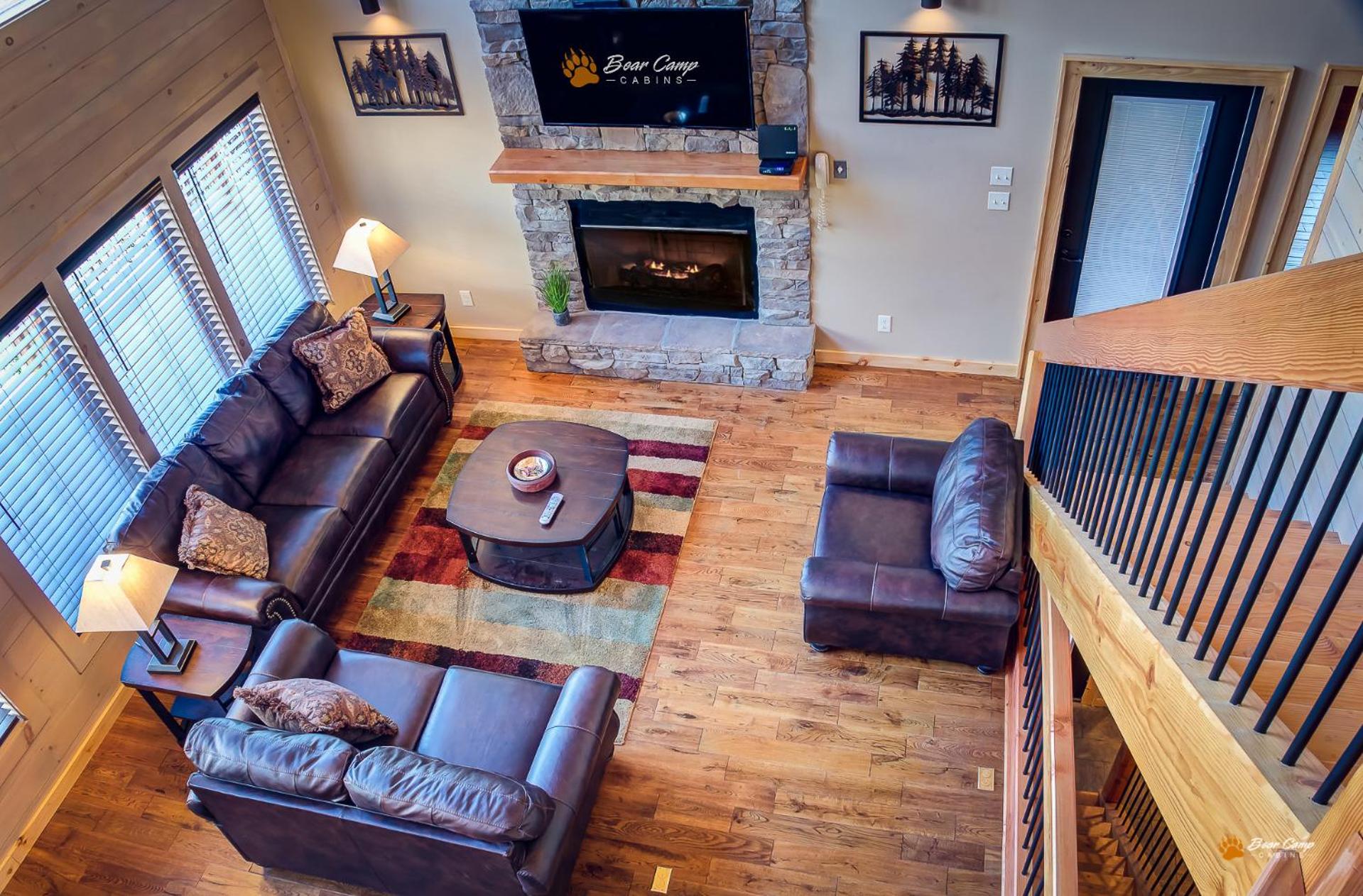 Majestic View Lodge, Amazing Views, Hot Tub, 560 FREE tickets each paid day!!! view 4