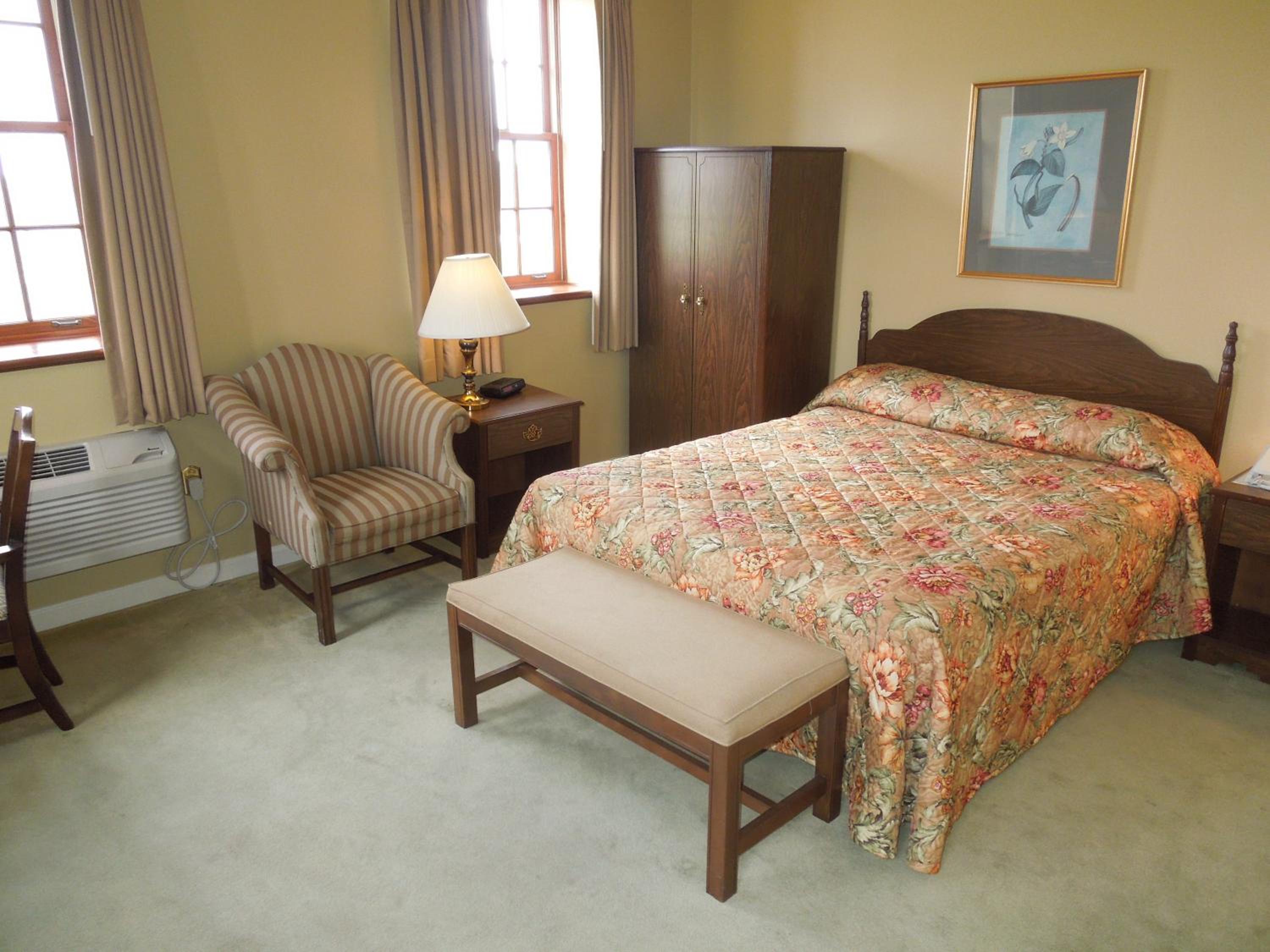 Bridges Guest Quarters