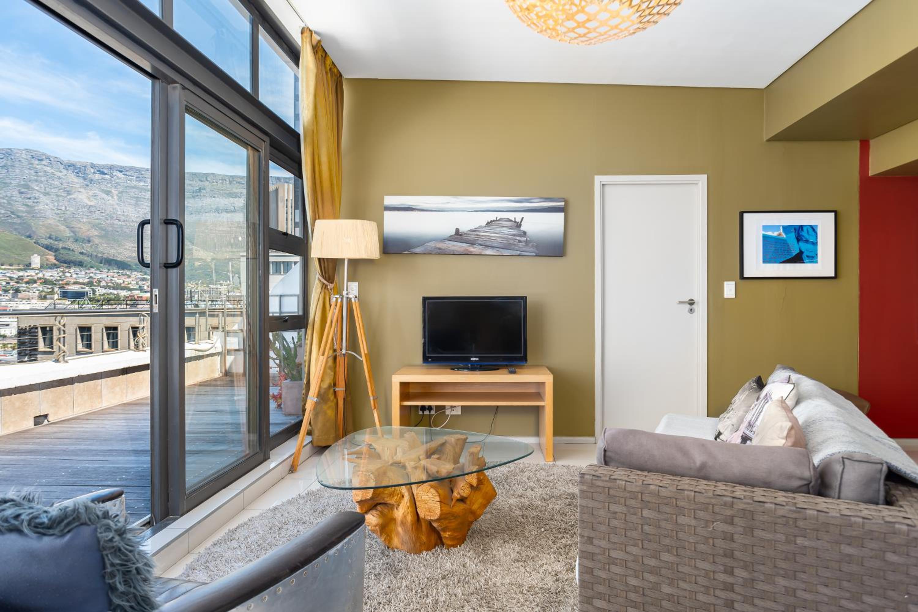 Fountain Suites Apartments