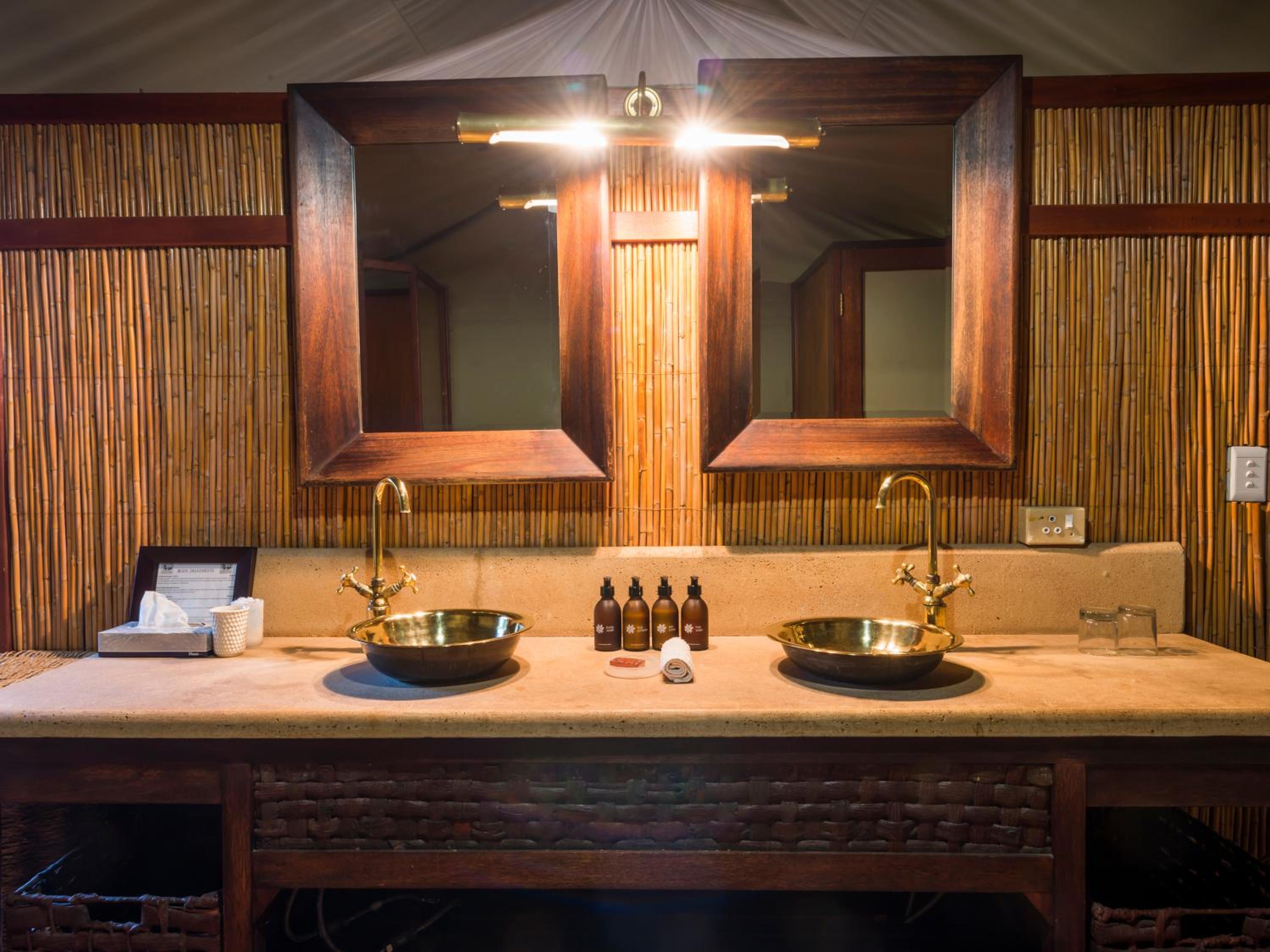 aha Thakadu River Camp