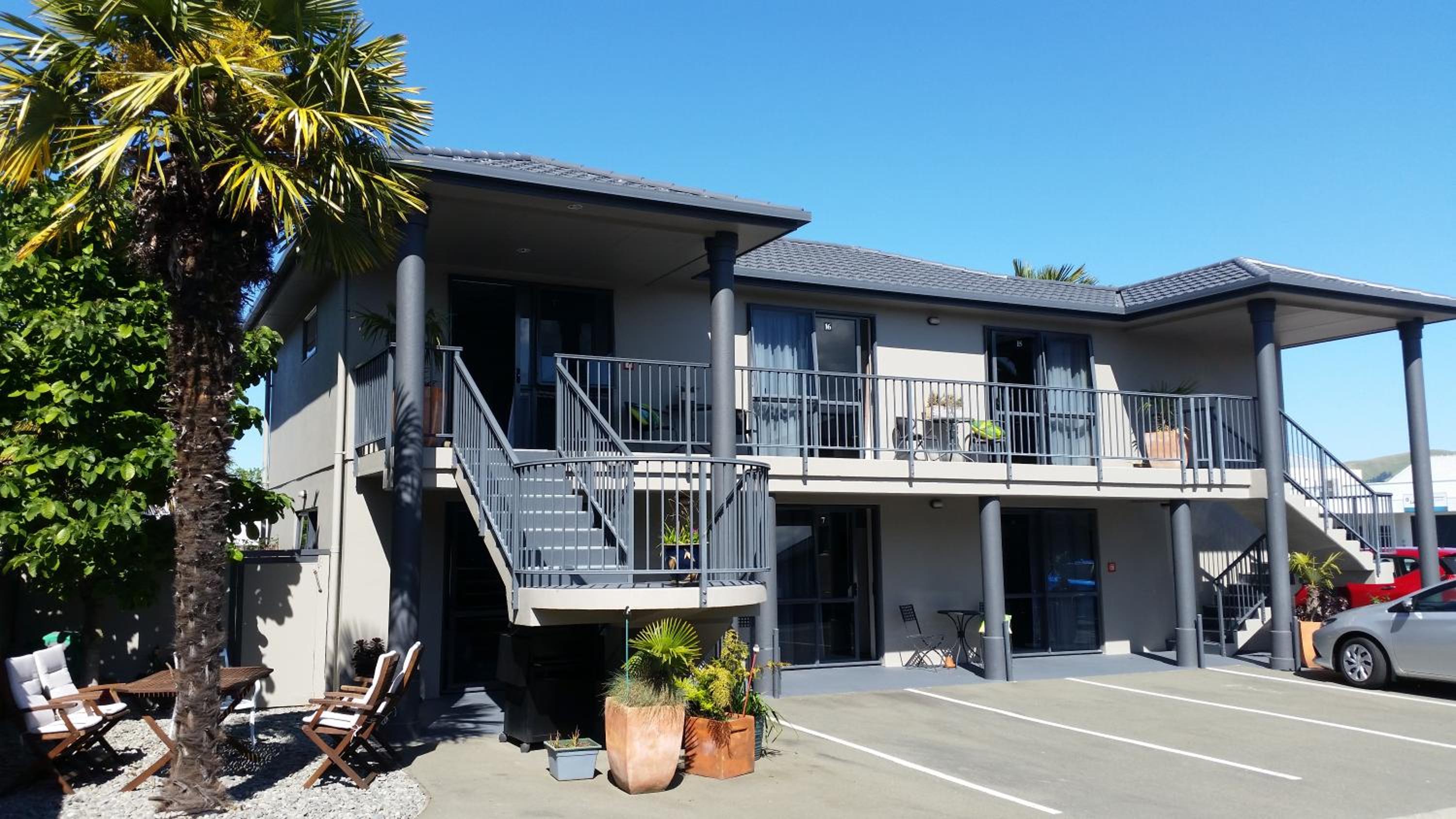 Blenheim Palms Motel