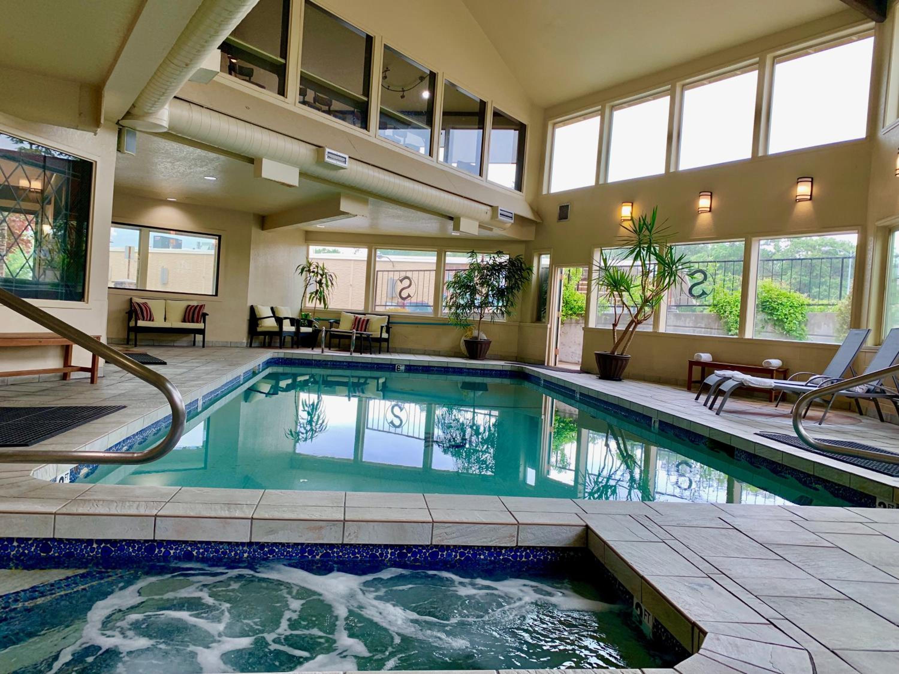 Ashland Vacations - Stratford Inn - Property Image 12