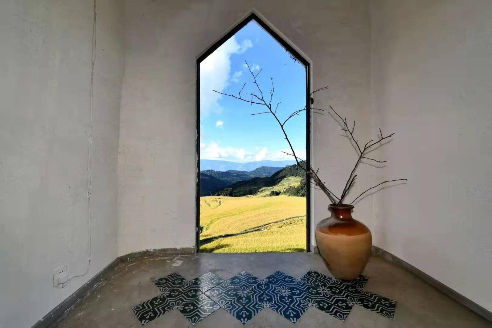 Twelve Manor Xiangdian Yuanyang Rice Terraces Retreat