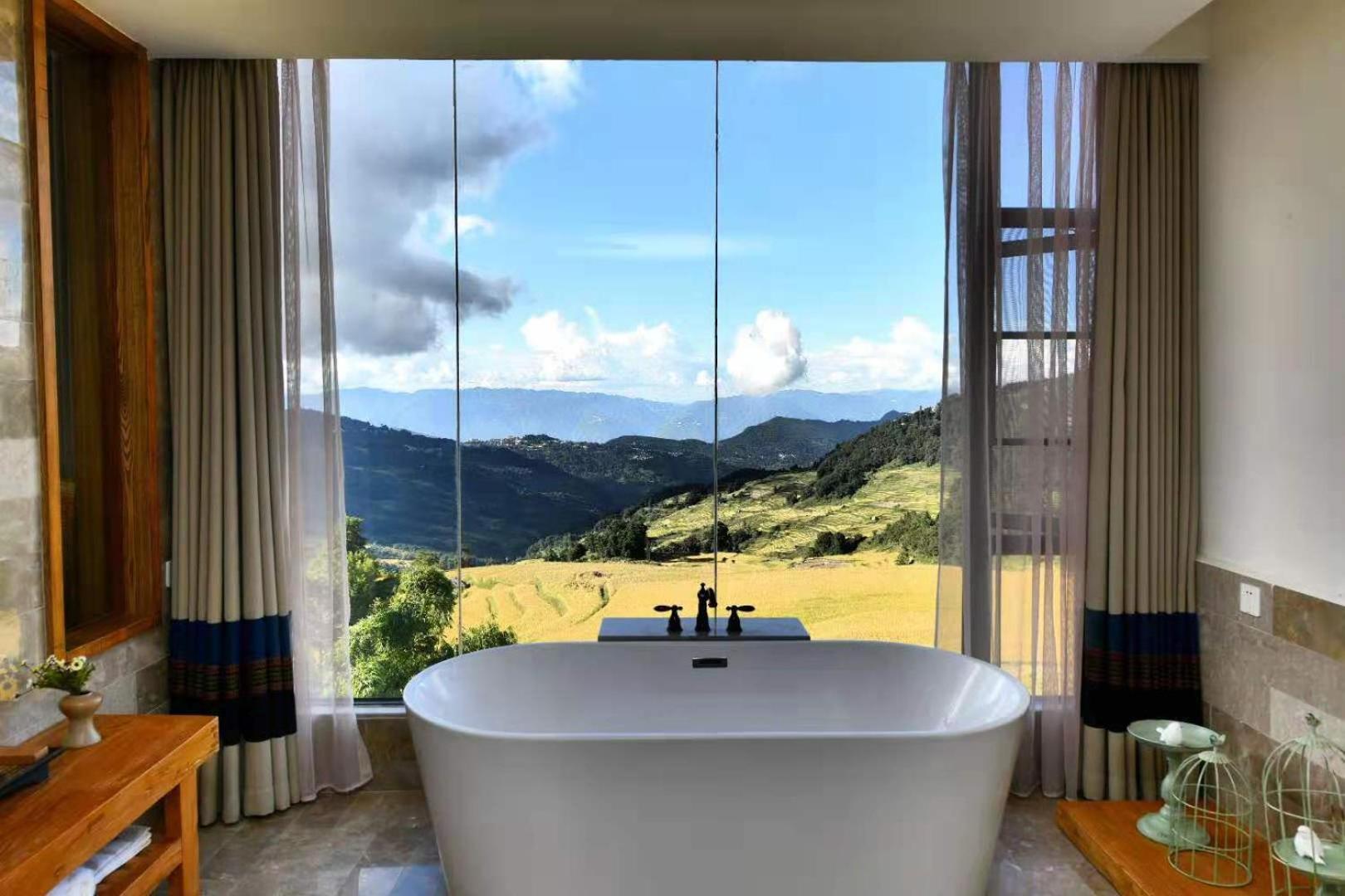 Twelve Manor Xiangdian Yuanyang Rice Terraces Retreat