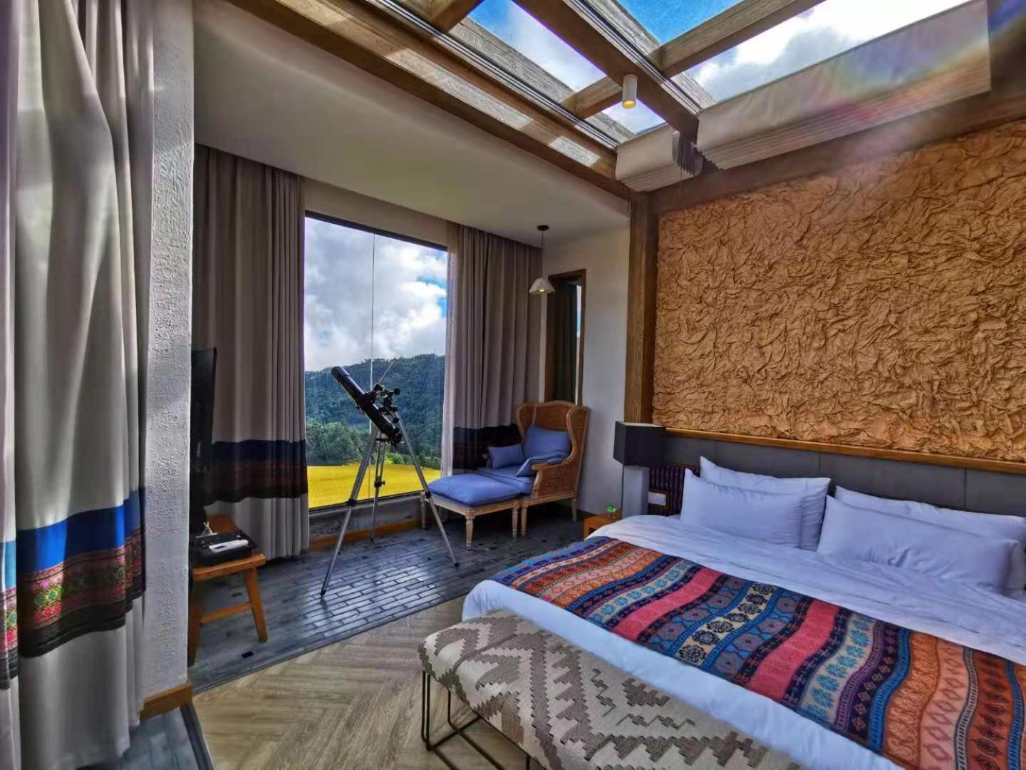 Twelve Manor Xiangdian Yuanyang Rice Terraces Retreat