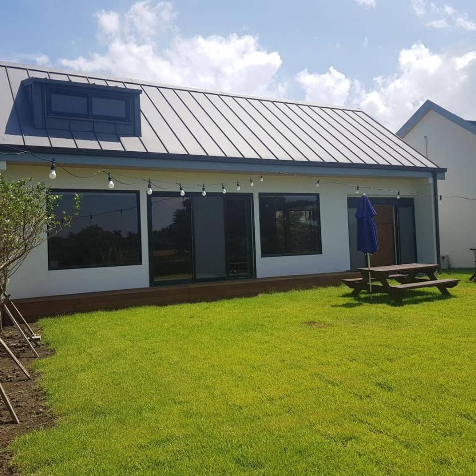 Built in Garage Jeju view 2