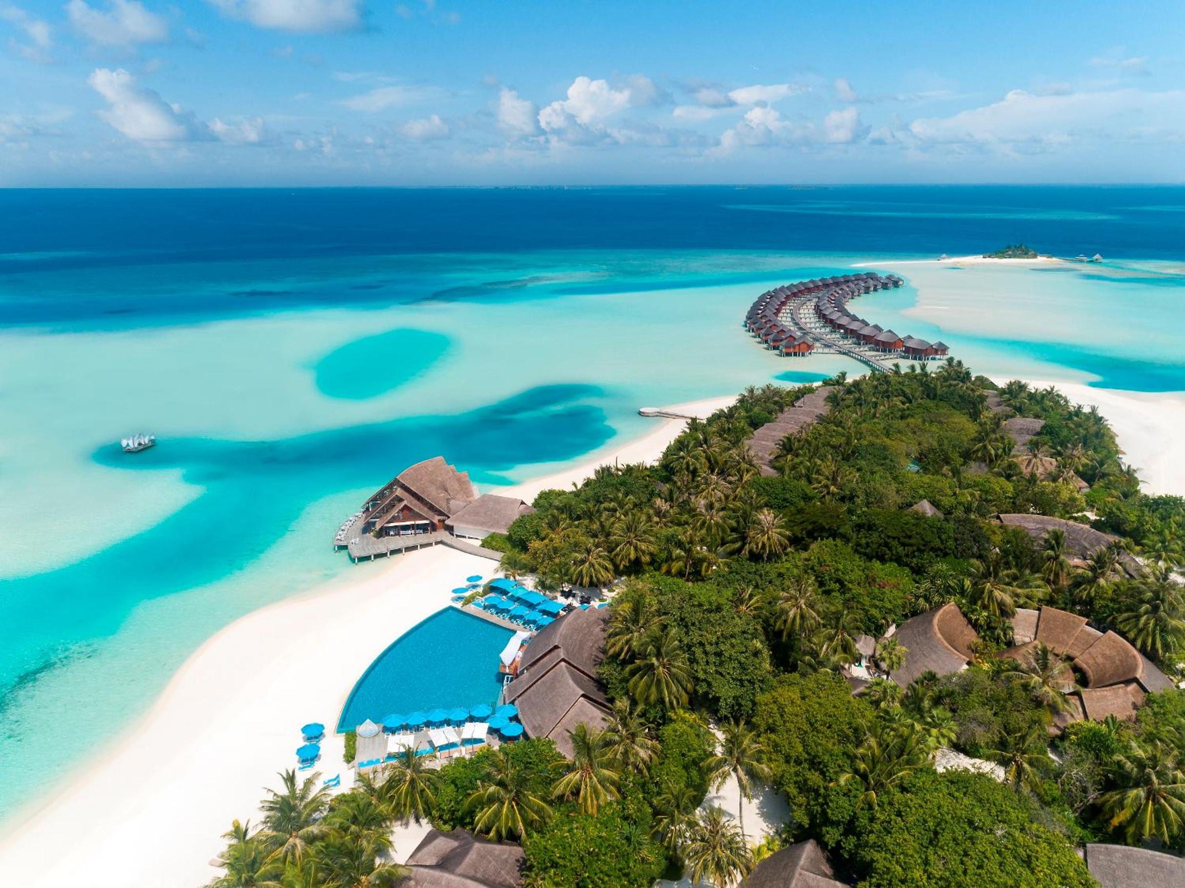 Hotel Anantara Dhigu Maldives Resort - Complimentary Round-Trip Transportation for minimum stay of 3 nights and more 25 April to 10 October 2025 - Image 1