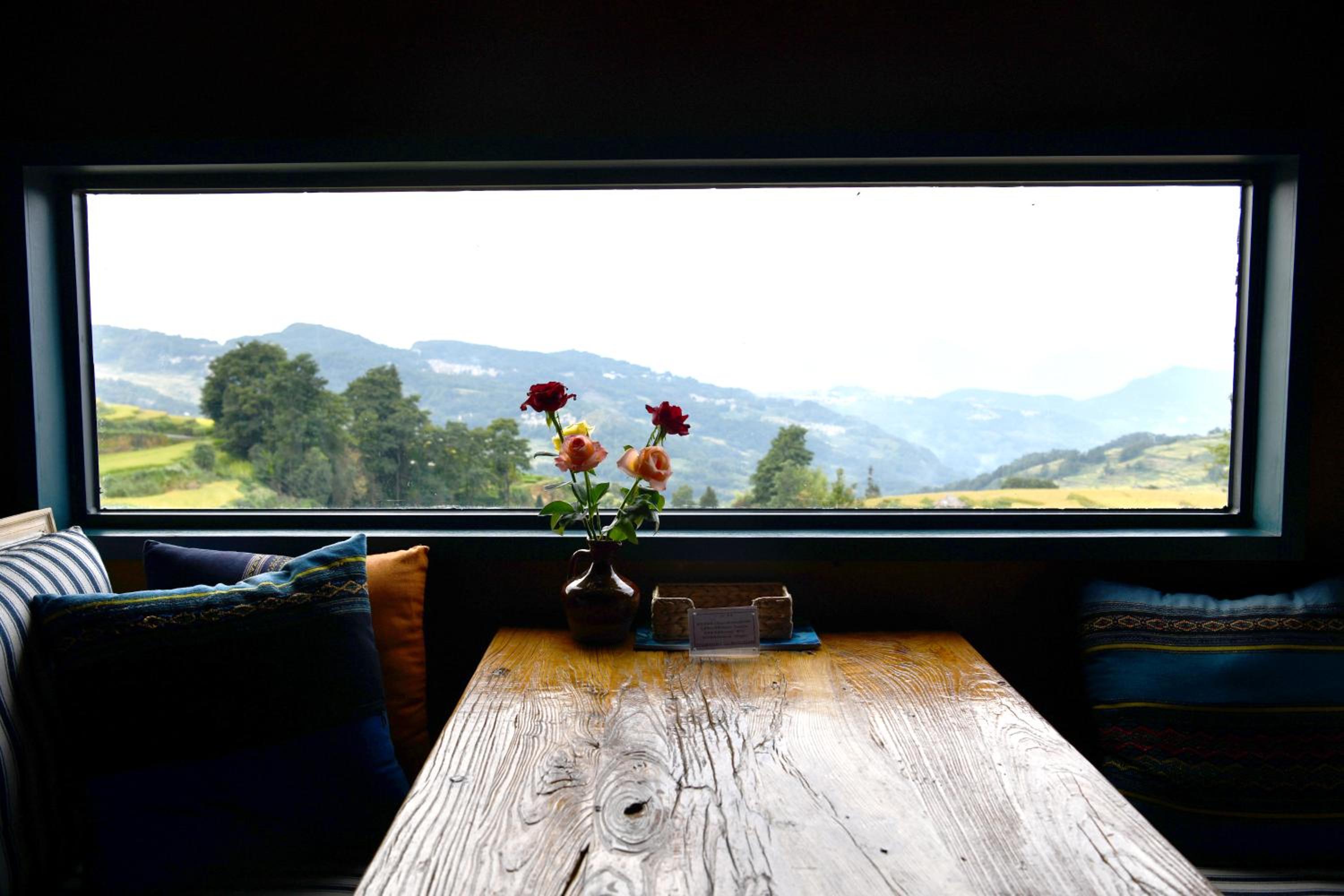 Twelve Manor Xiangdian Yuanyang Rice Terraces Retreat