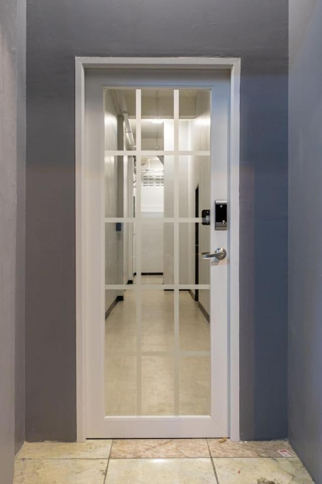 U1 Large 2 bed rooms BTS Udomsuk