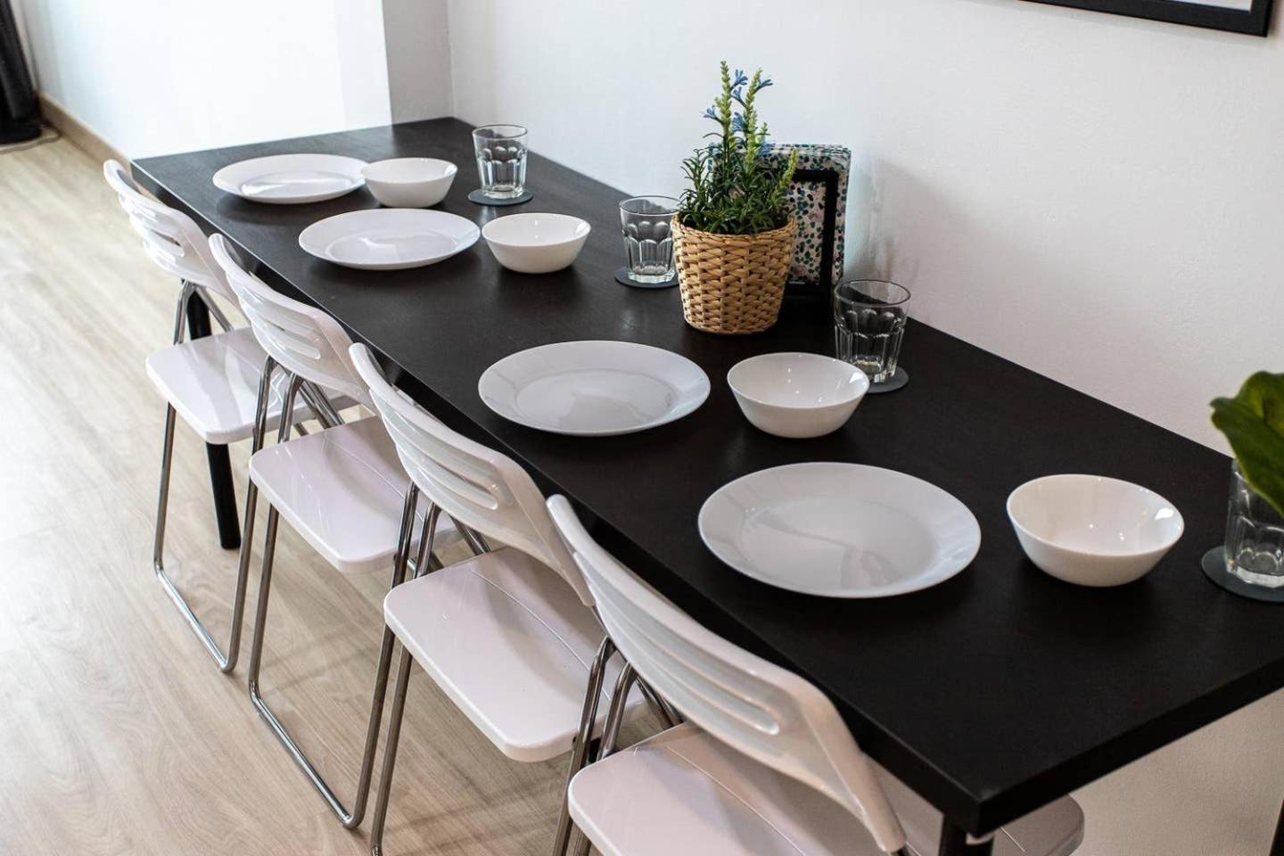 B3 Cosy Studio /5 guests/ Near MRT/full kitchen