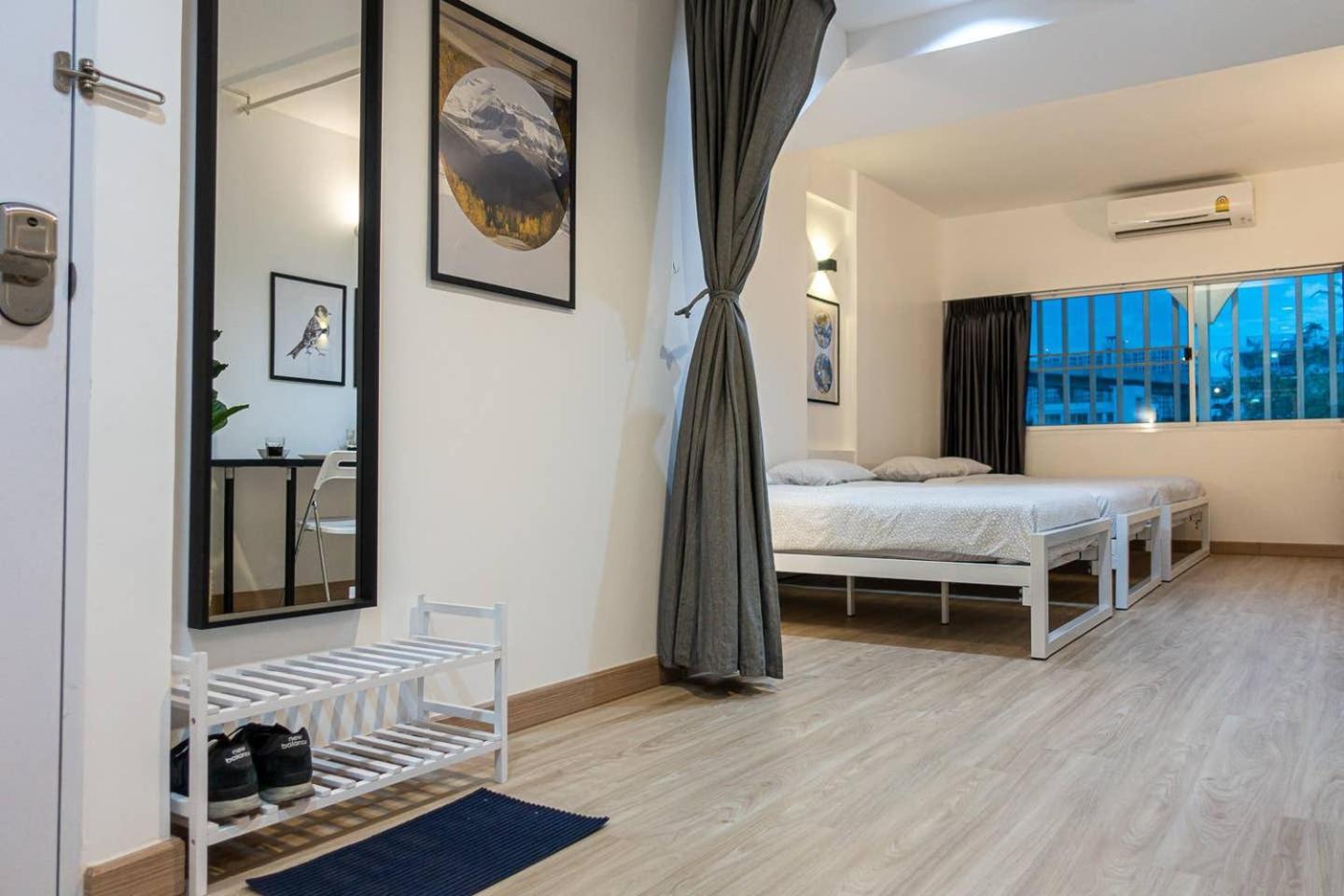 B3 Cosy Studio /5 guests/ Near MRT/full kitchen