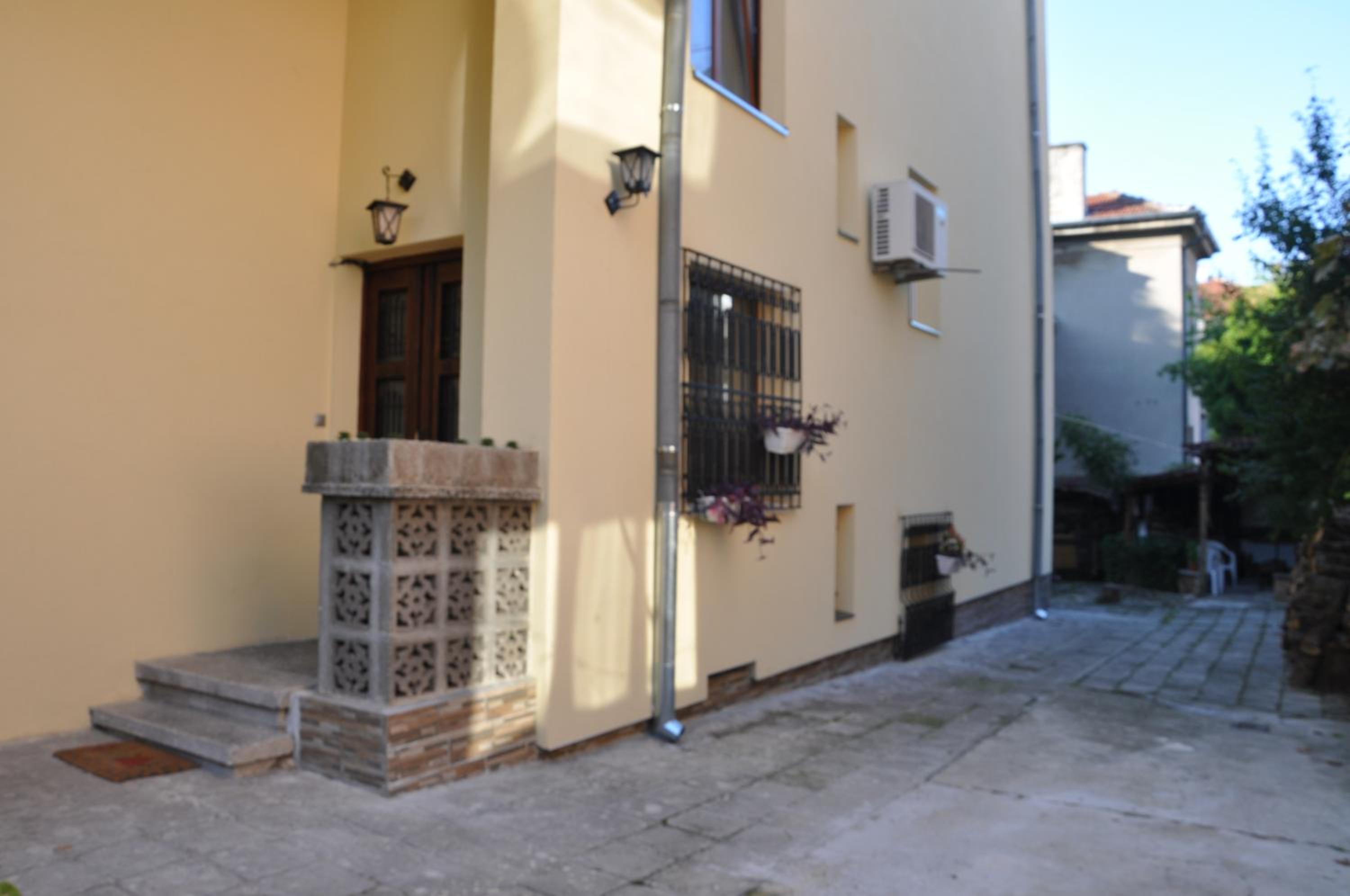 Photo 46