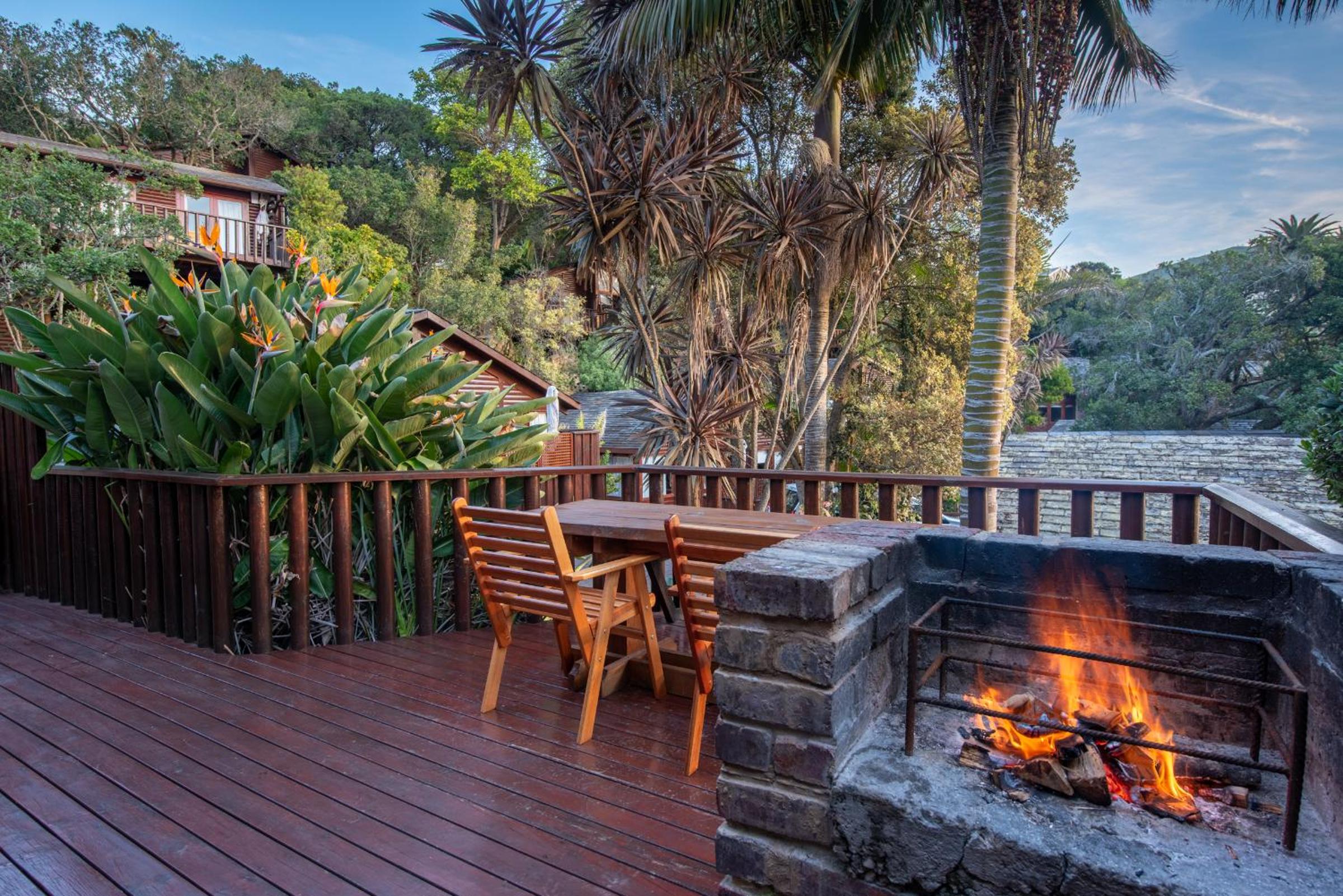 Under Milkwood Resort