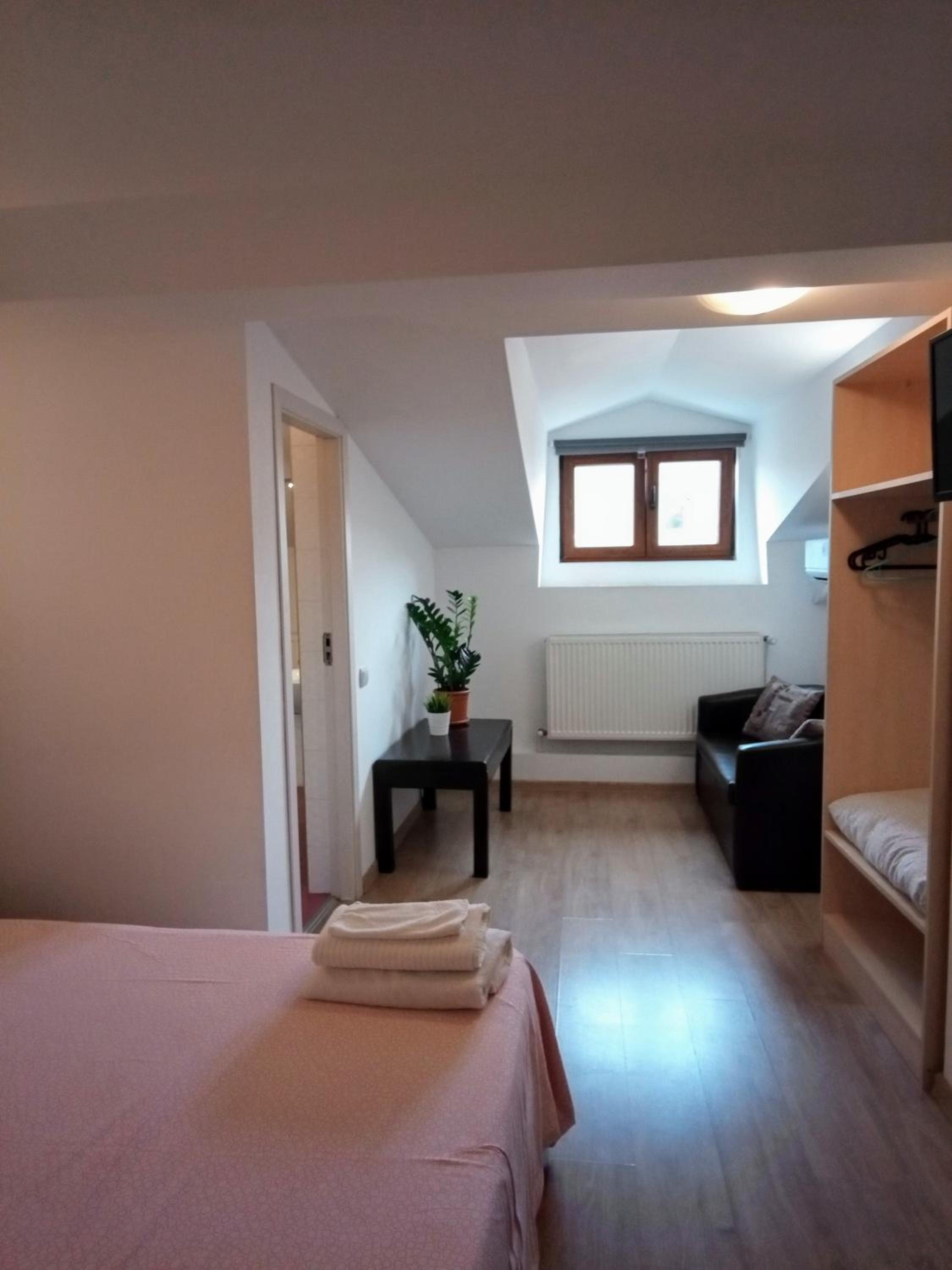 Central Guesthouse