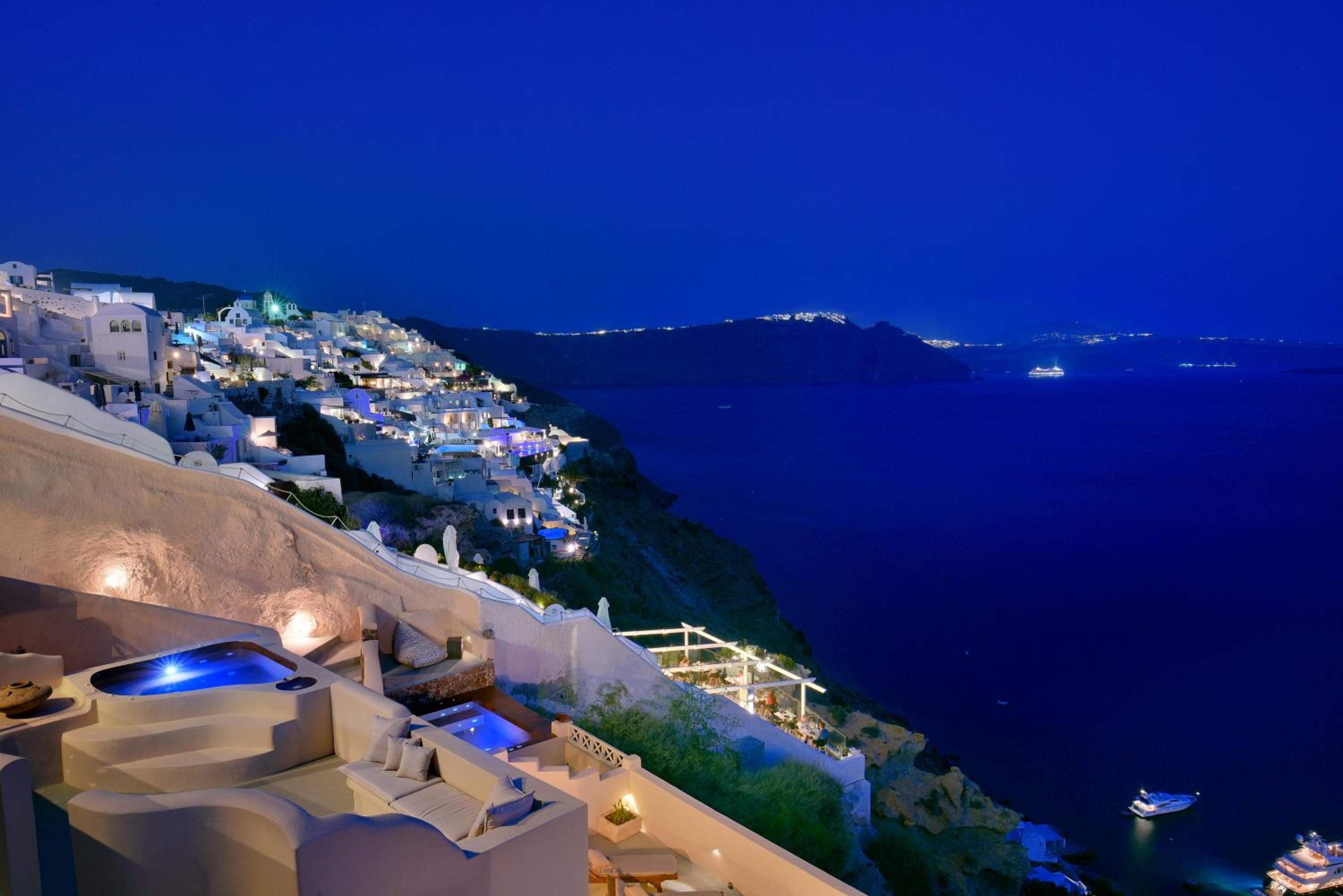 THE A COLLECTION by K&K photo 4