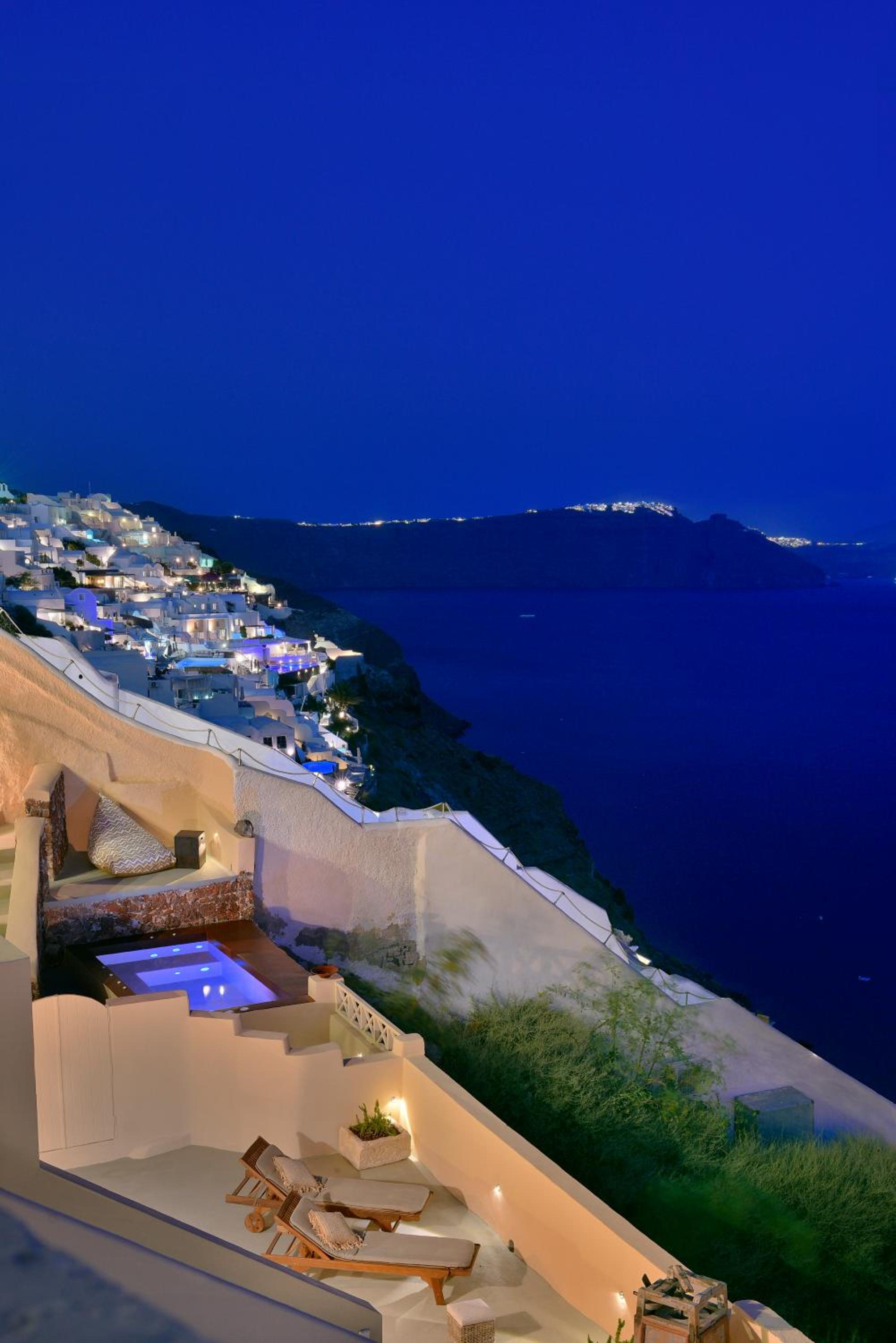 THE A COLLECTION by K&K photo 3