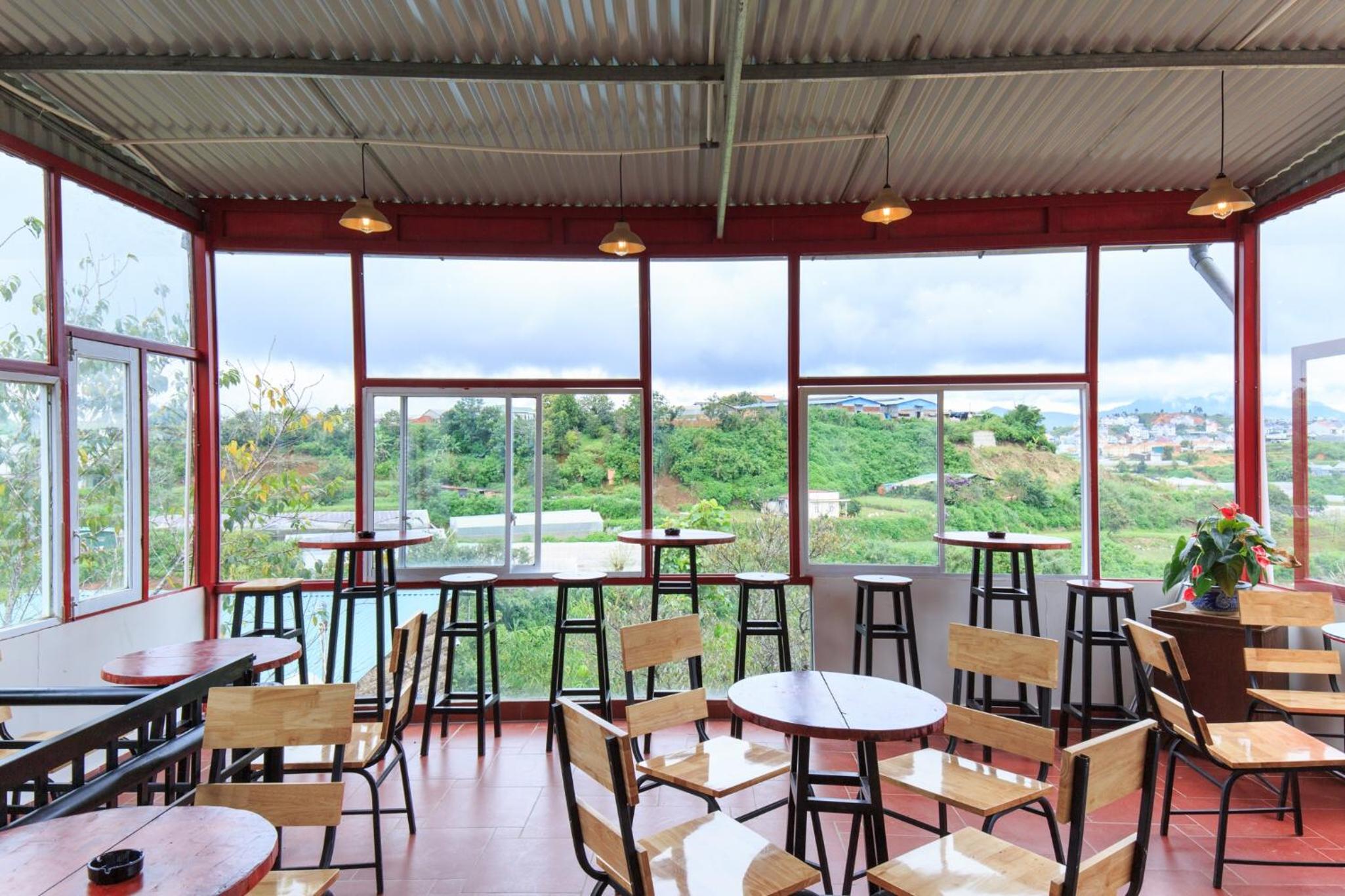 Đèn lồng homestay & coffee view 4