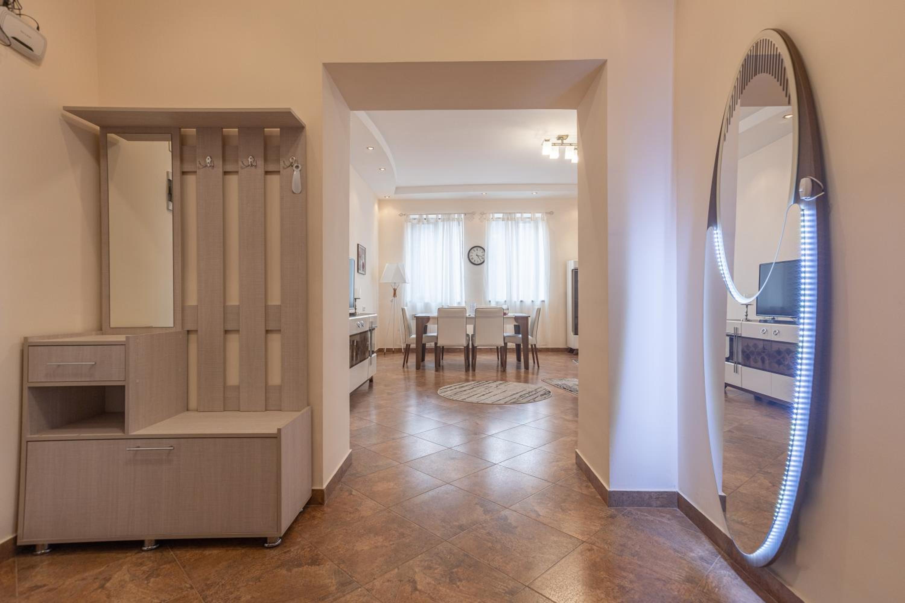 Apart-Hotel on Amiryan 4-6