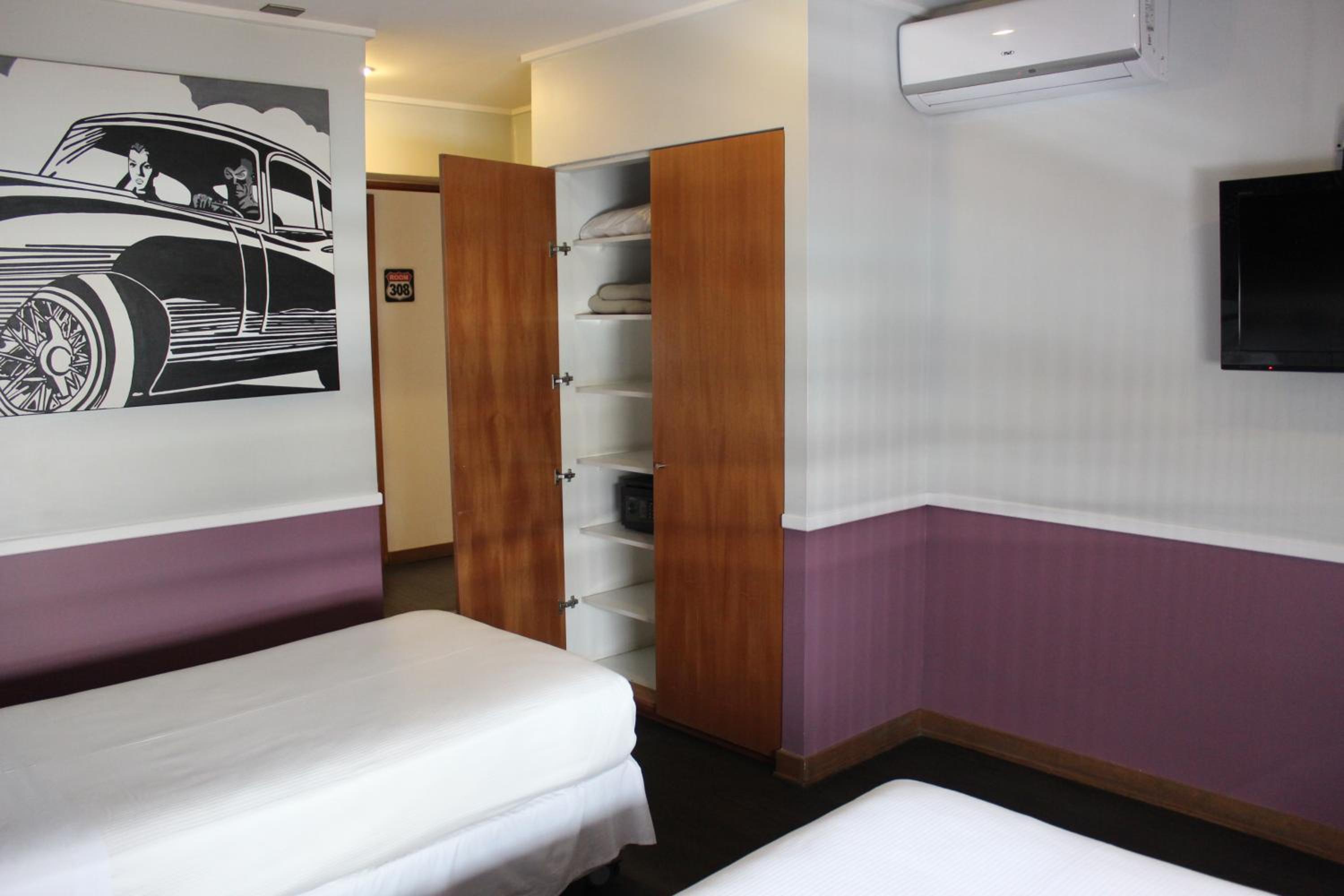Guanako Rooftop Hostel