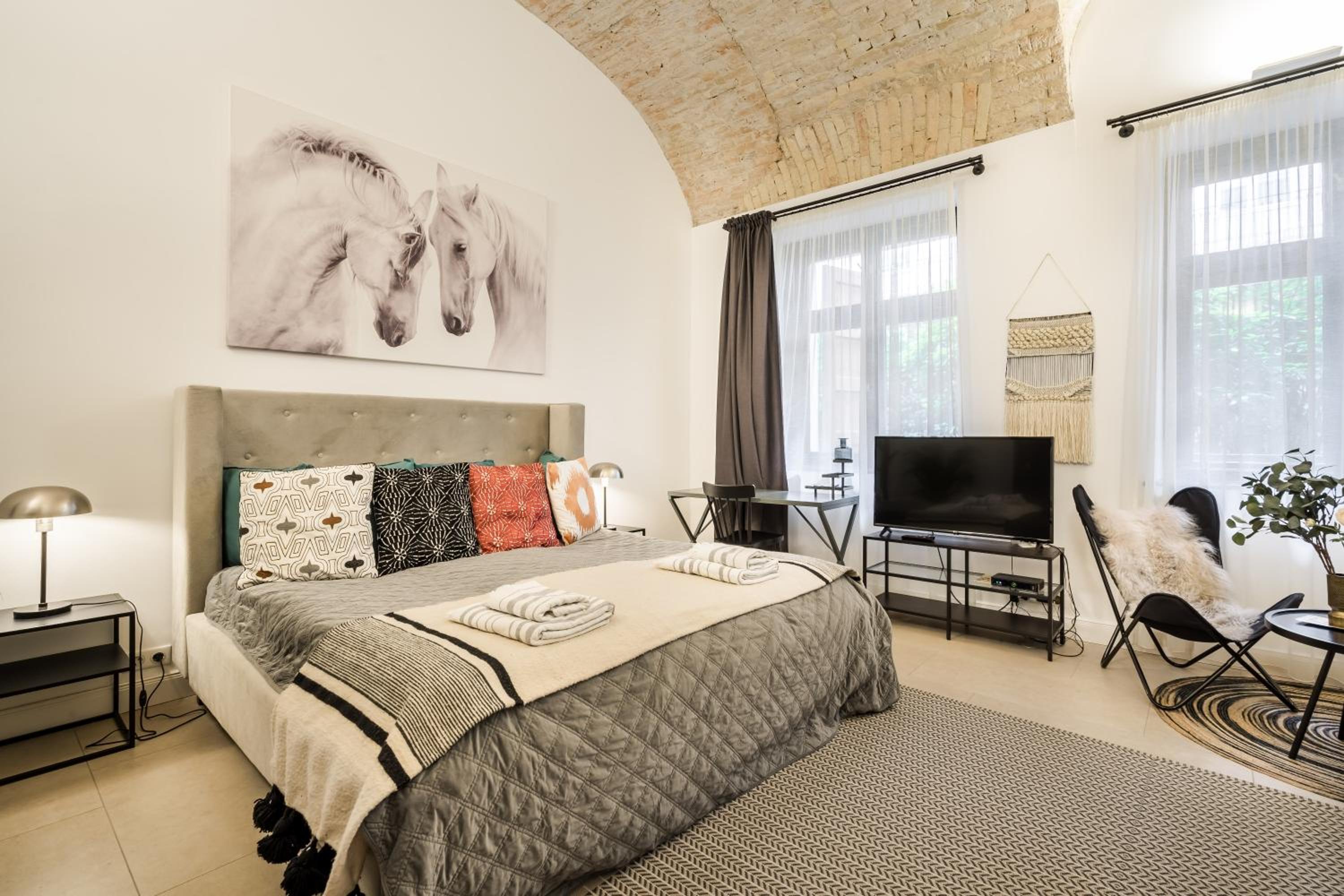 Urban Stable Luxury Apartments view 4