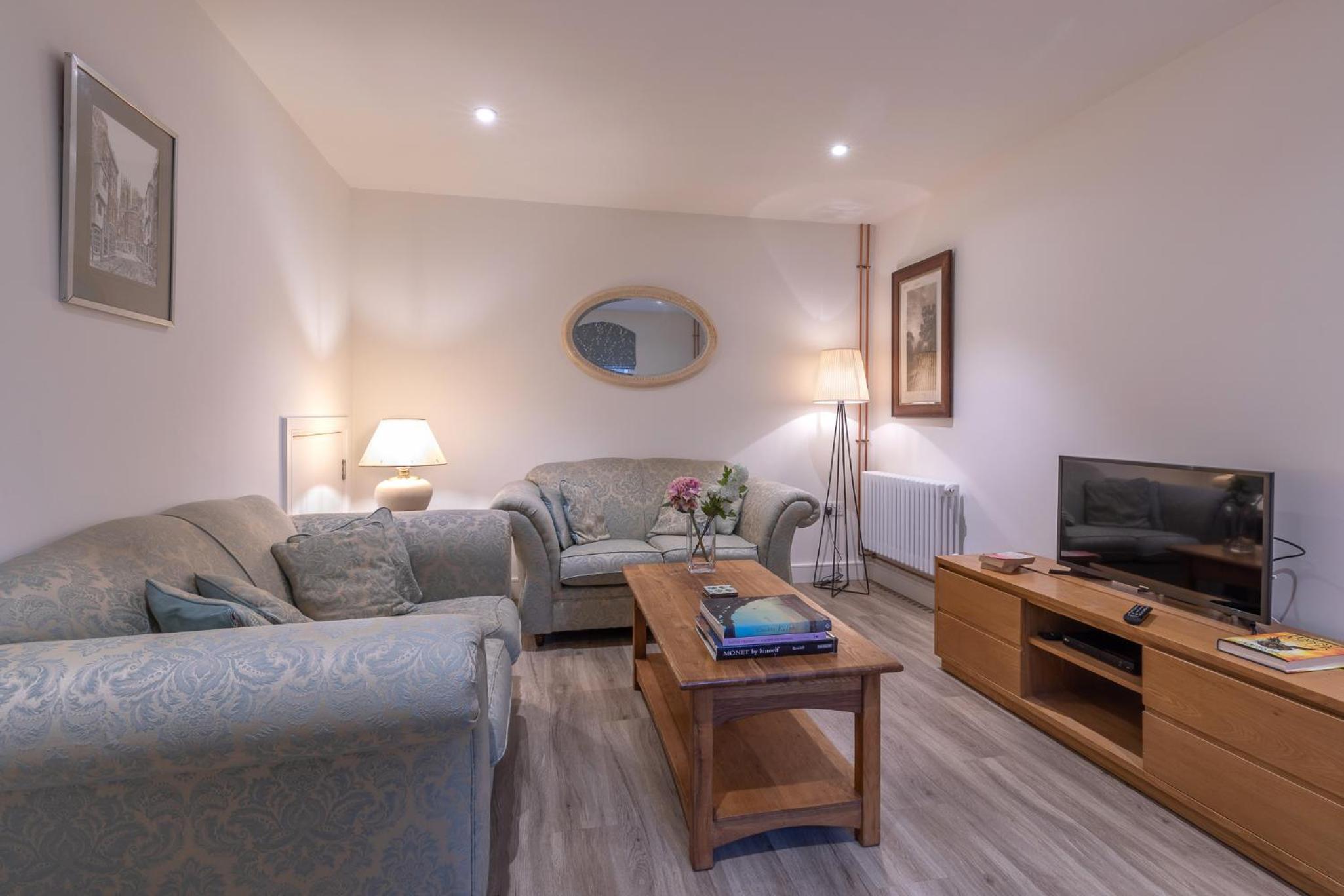 Trinity Cottage, YORK view 4