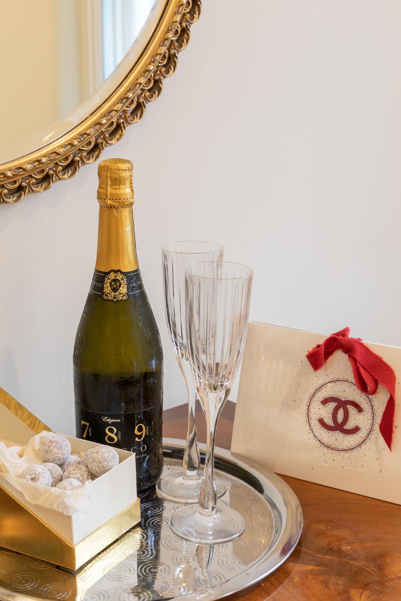 Apt 2, 71 Micklegate, YORK view 5
