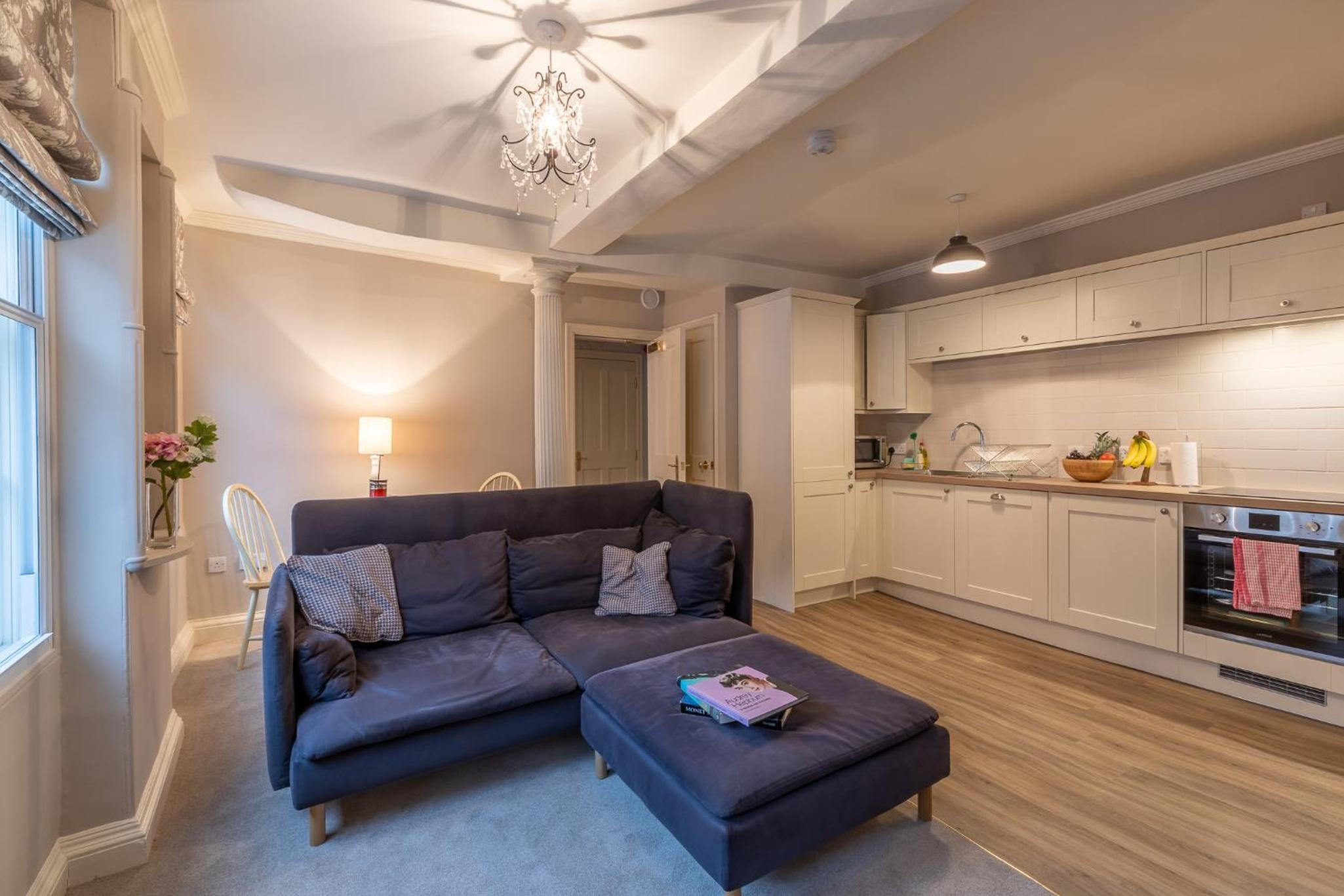 Apt 3, 71 Micklegate, YORK view 3