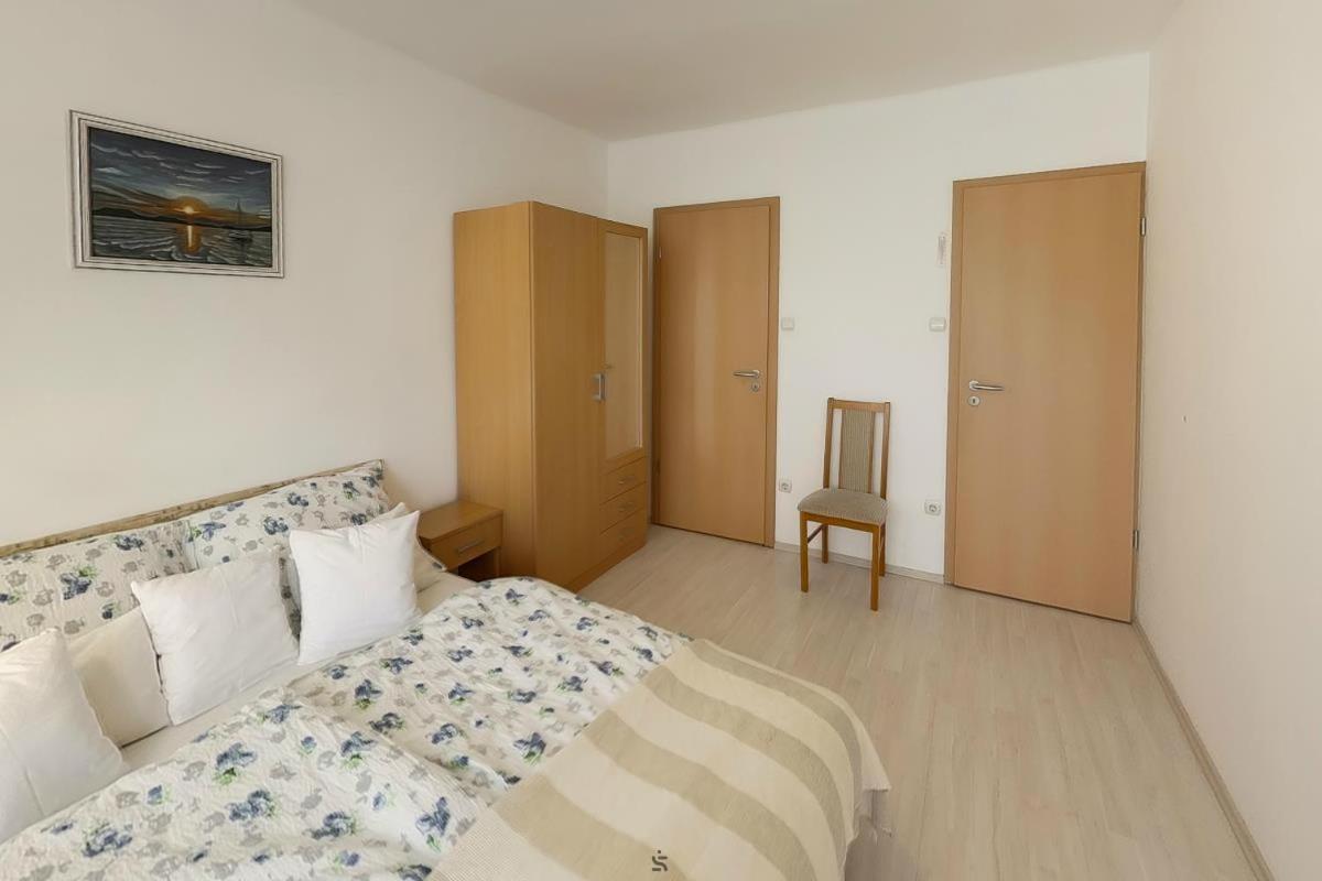 Hajnalház Apartments