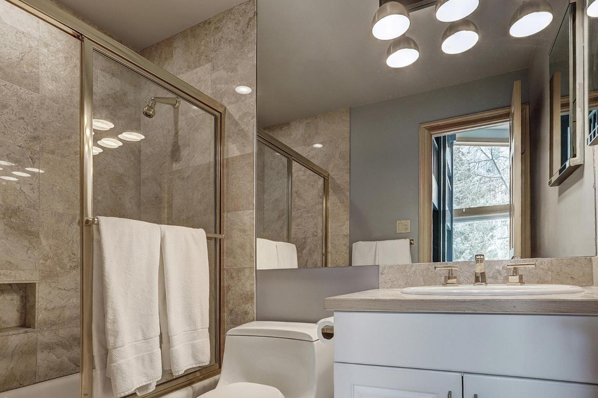 Lodge at Vail, A RockResort - Property Image 25