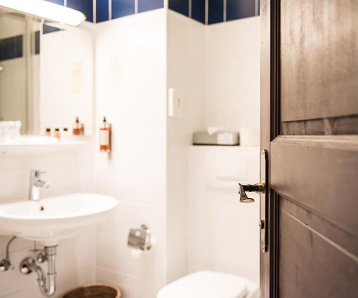 Hotel Ritzi en Munich — bathroom